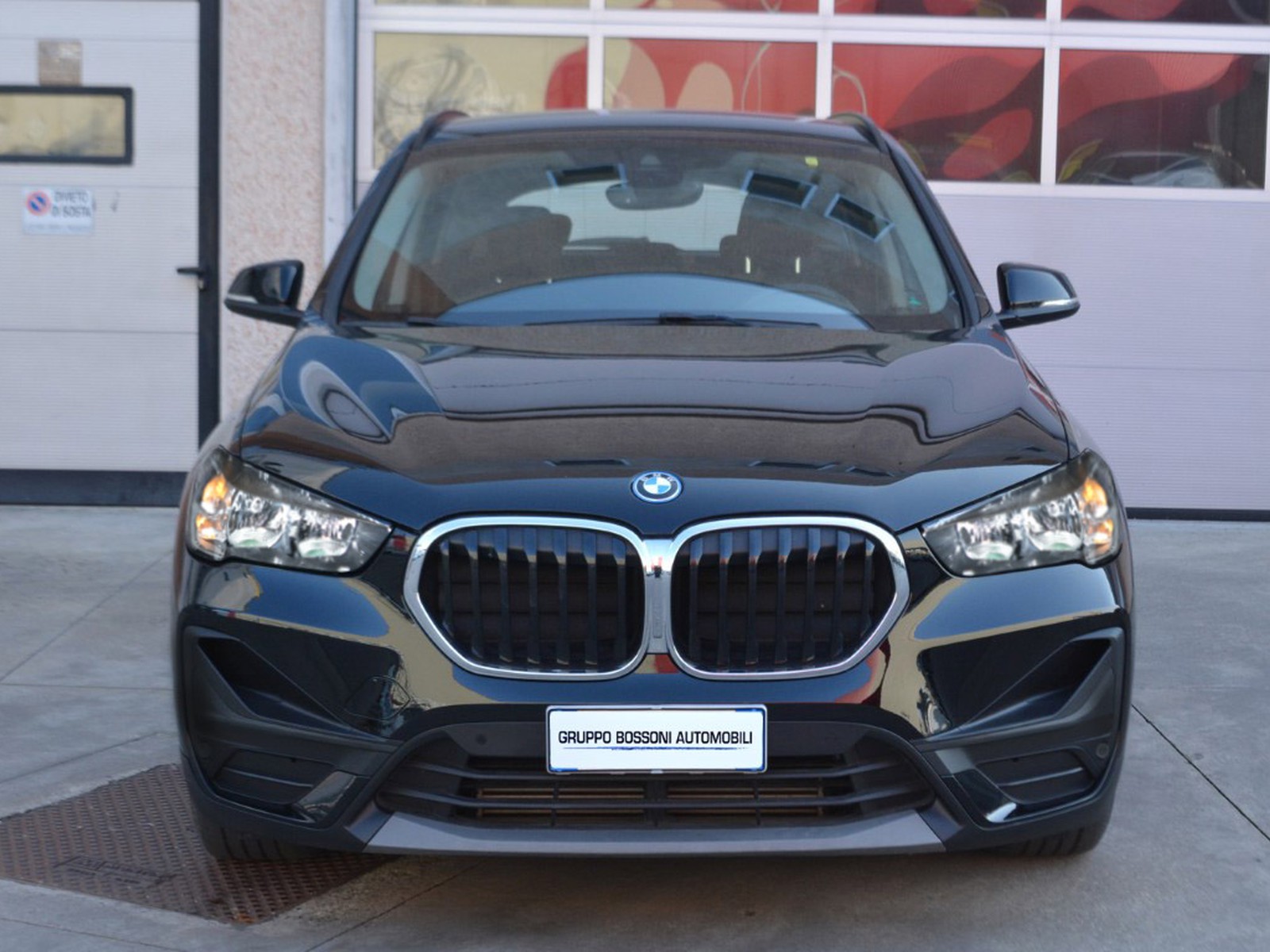 2 - BMW X1 25e xdrive business advantage steptronic
