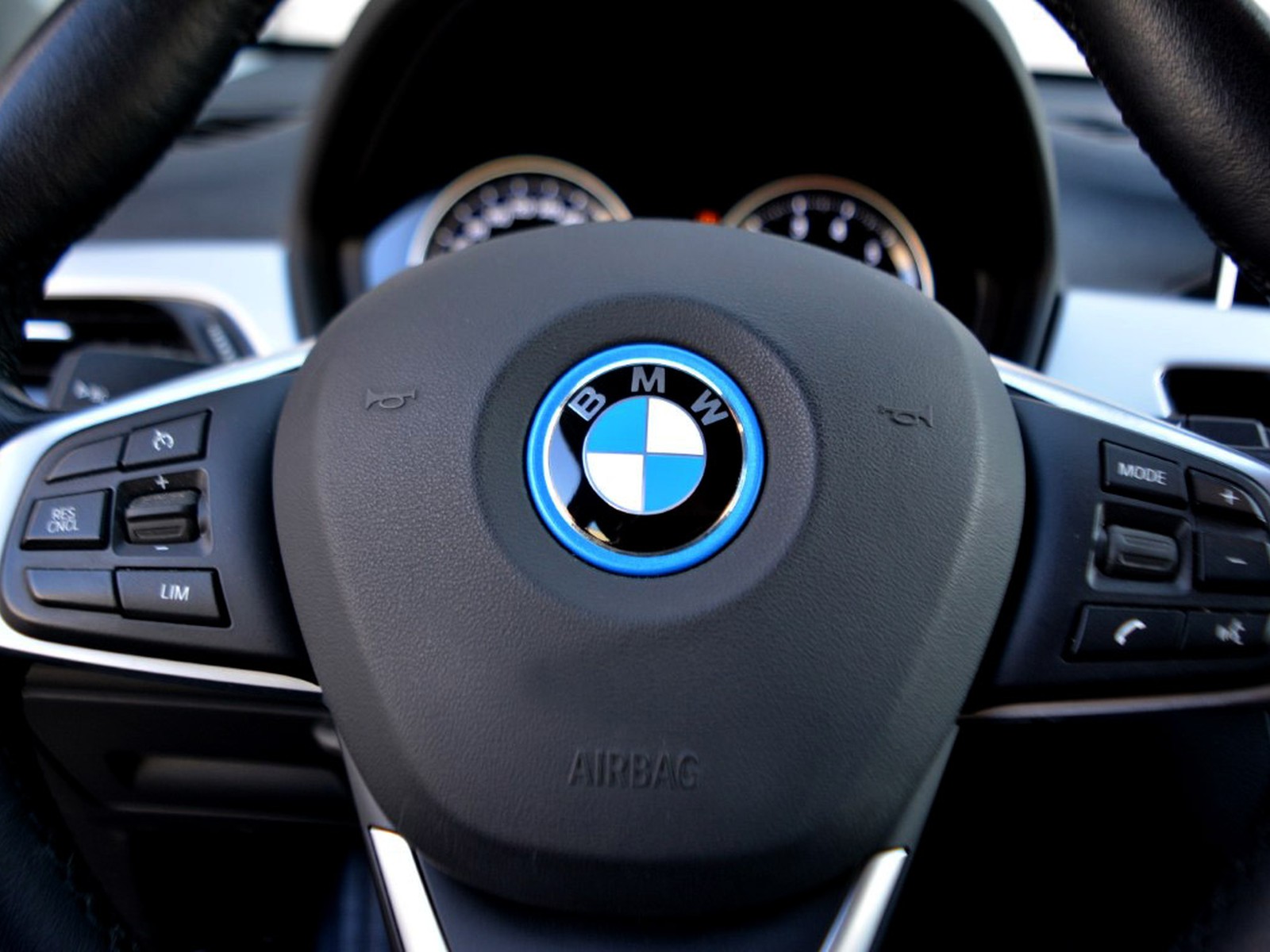 9 - BMW X1 25e xdrive business advantage steptronic