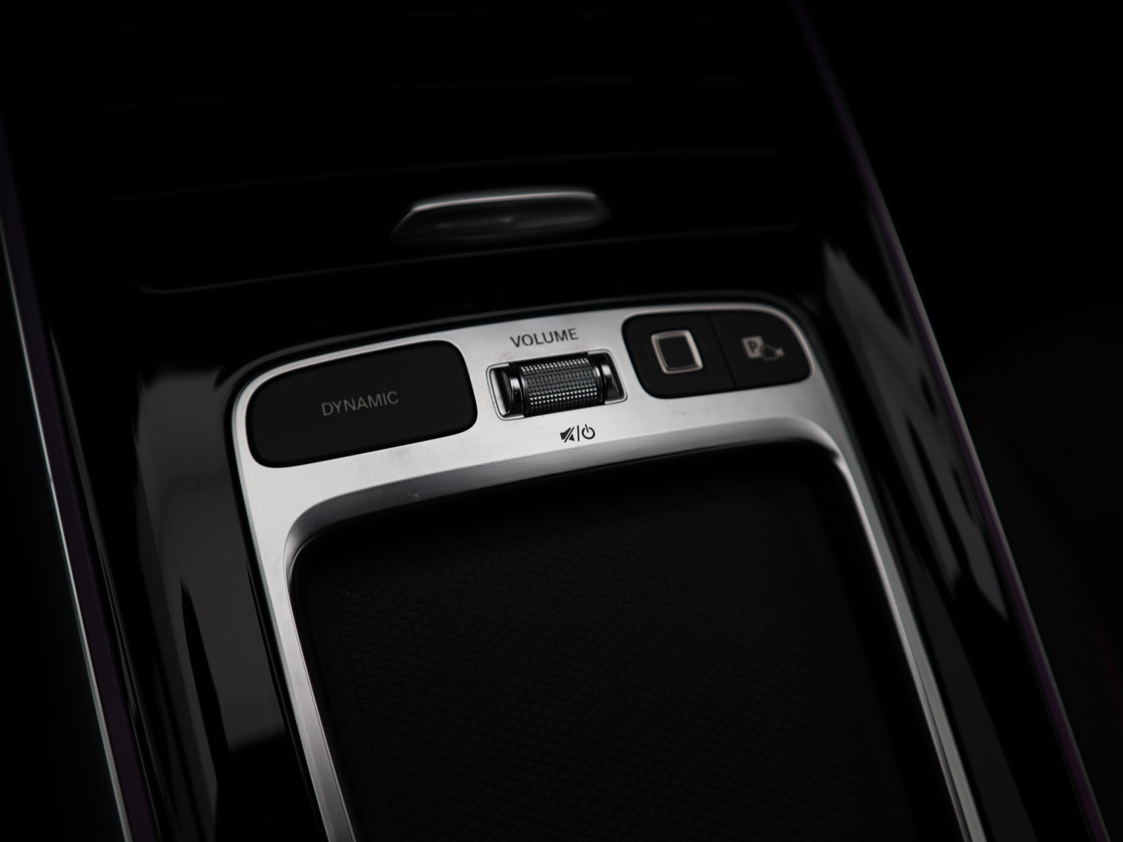 14 - Mercedes GLA 180 d amg line advanced plus 8g-dct