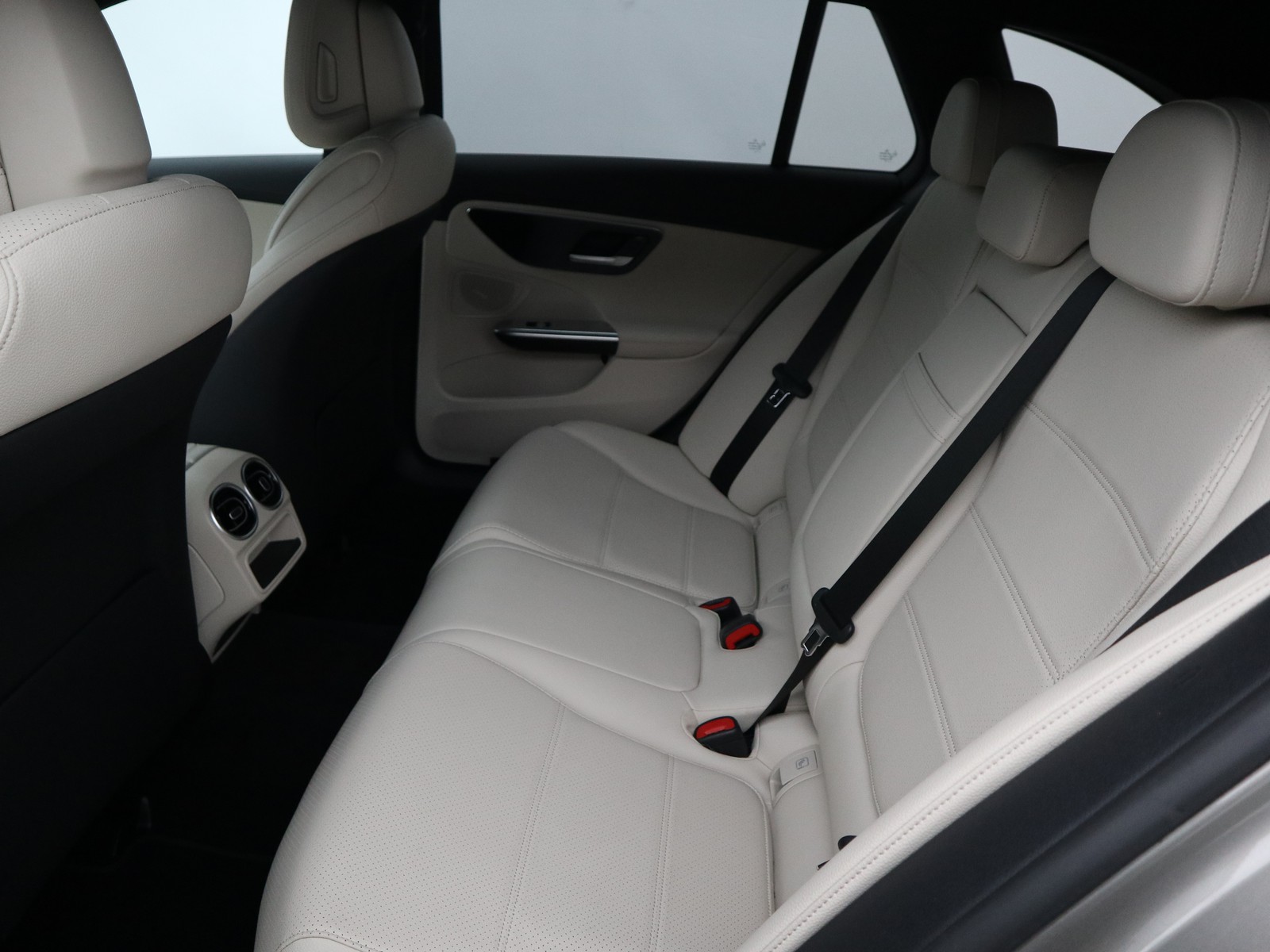 8 - Mercedes Classe C station wagon all-terrain 220 d mild hybrid premium 4matic 9g-tronic