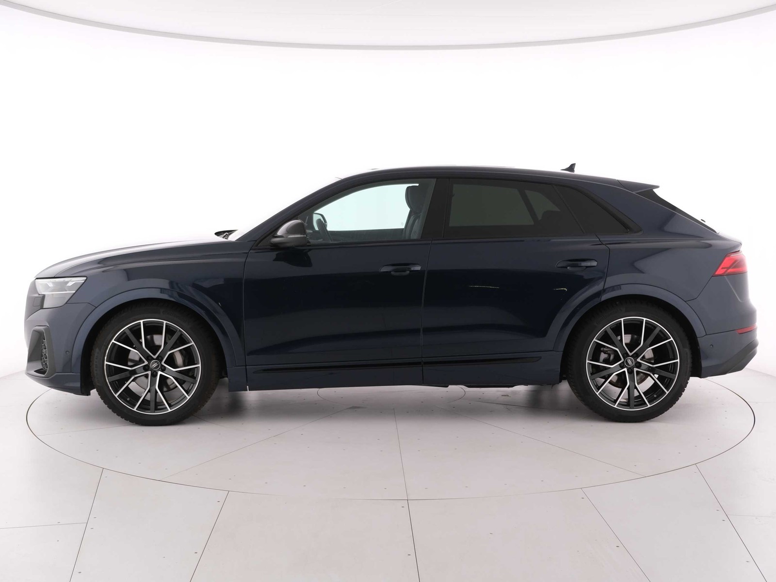 16 - Audi Q8 3.0 v6 tdi mhev 286cv s line edition quattro