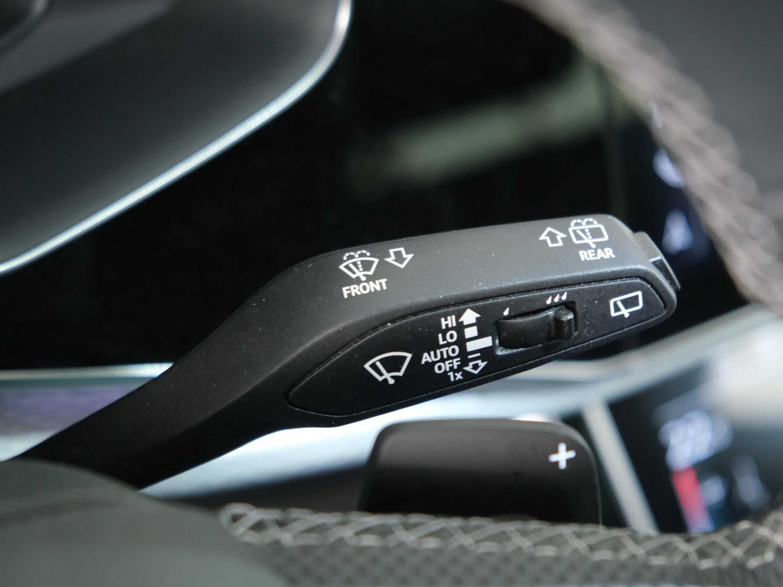 26 - Audi Q8 3.0 v6 tdi mhev 286cv s line edition quattro