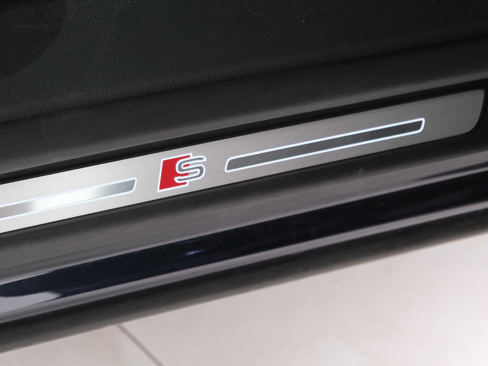 34 - Audi Q8 3.0 v6 tdi mhev 286cv s line edition quattro