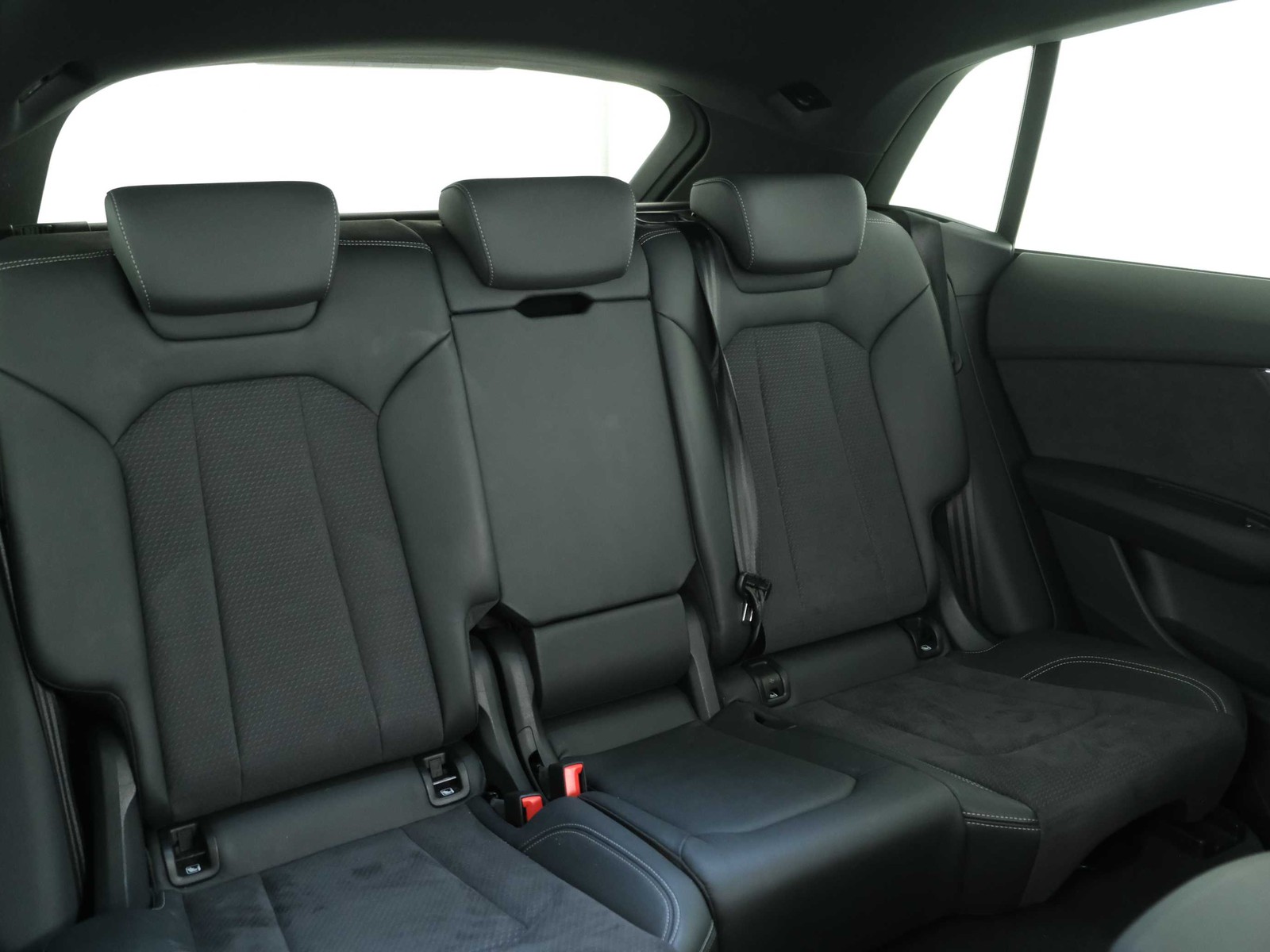 40 - Audi Q8 3.0 v6 tdi mhev 286cv s line edition quattro