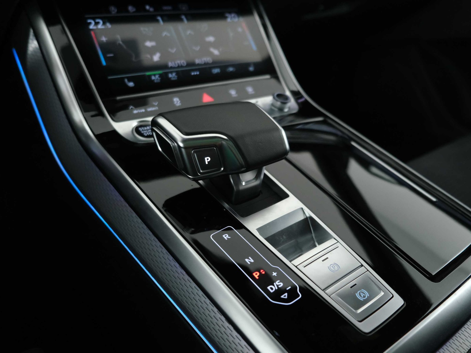 5 - Audi Q8 3.0 v6 tdi mhev 286cv s line edition quattro