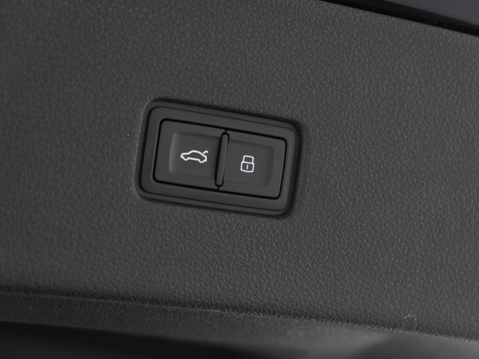 44 - Audi Q8 3.0 v6 tdi mhev 286cv s line edition quattro