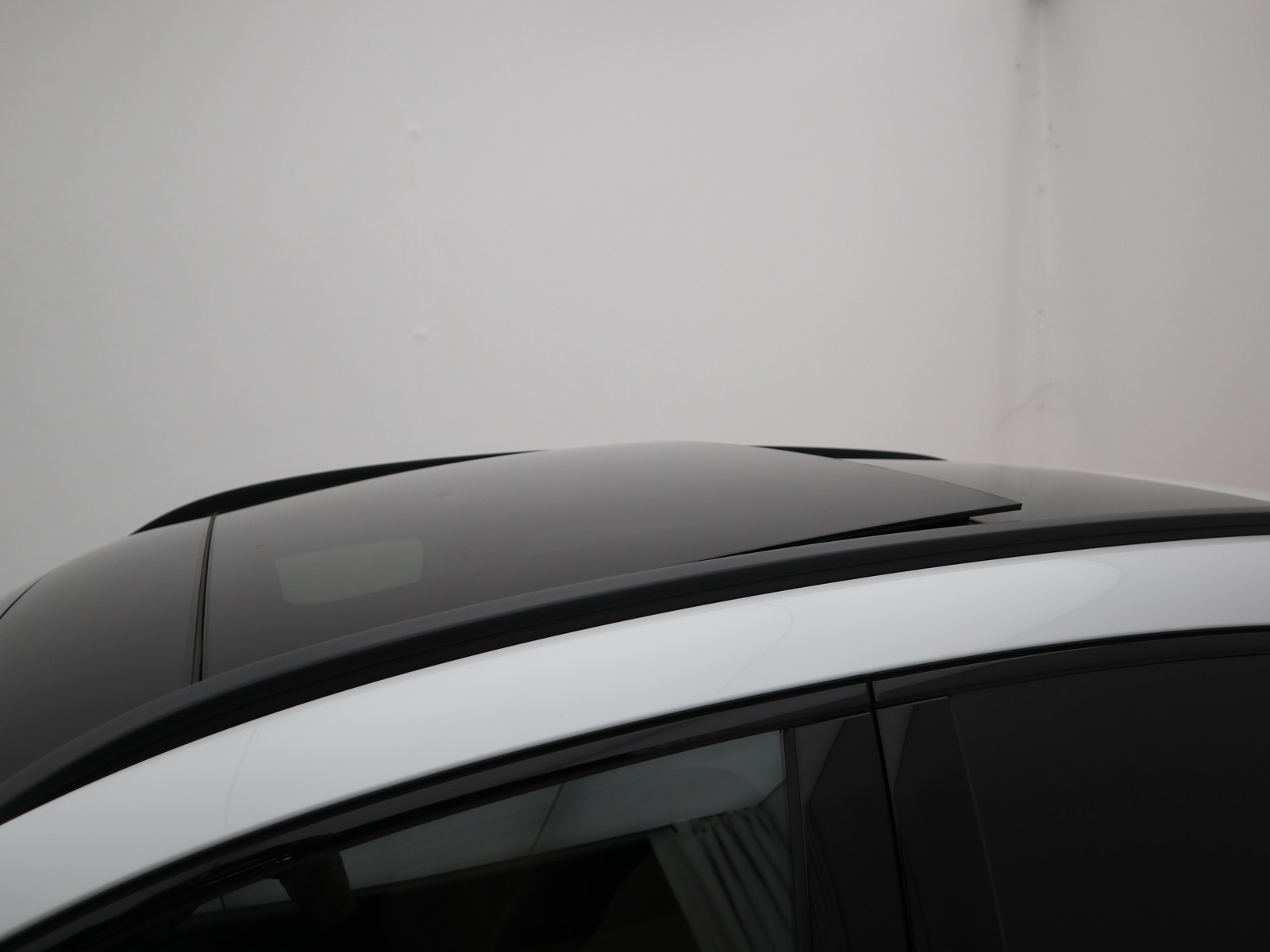 18 - Mercedes GLA 250 premium 4matic 8g-dct