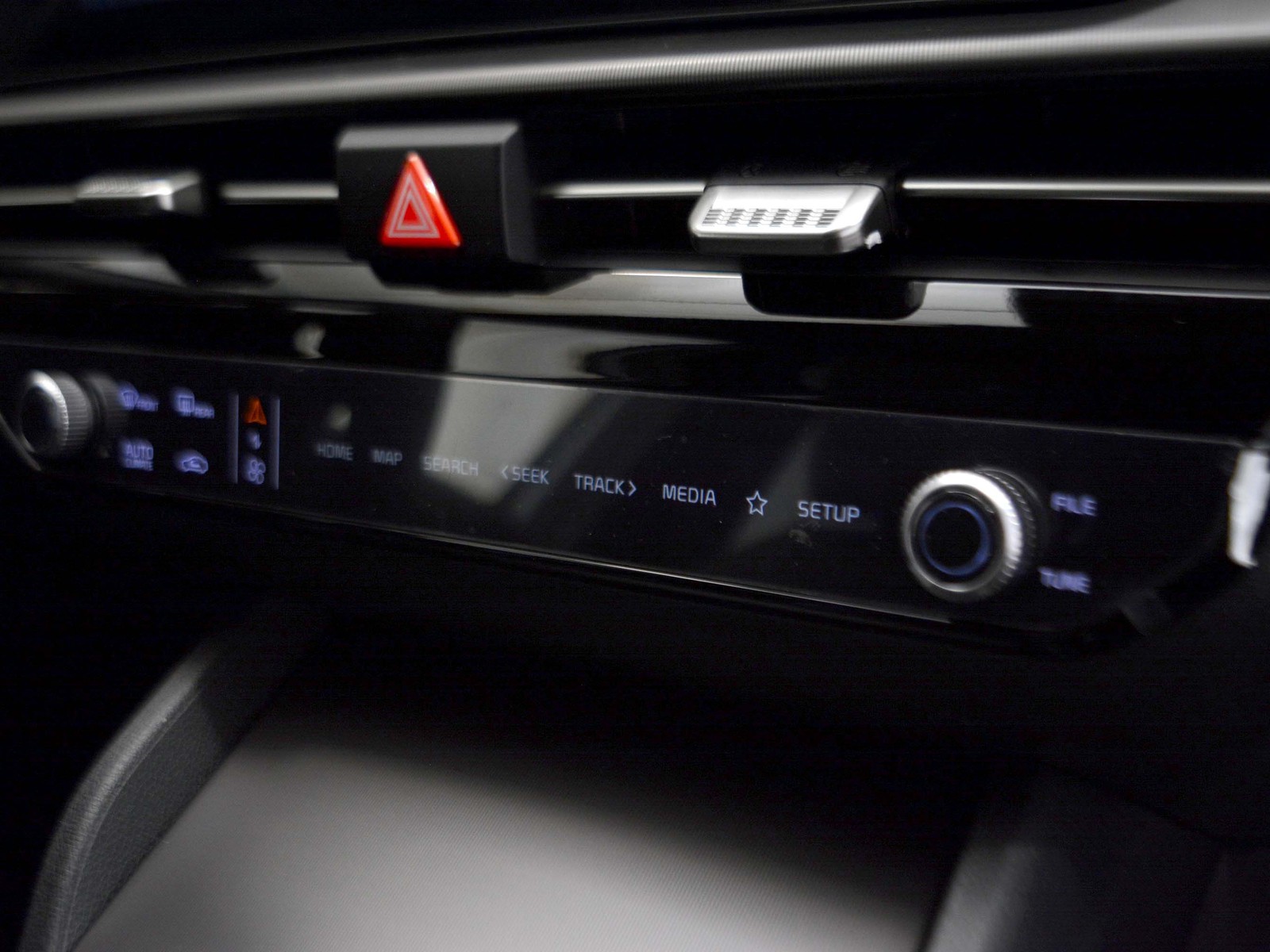 11 - Kia Sportage 1.6 t-gdi hev gt-line 2wd at6