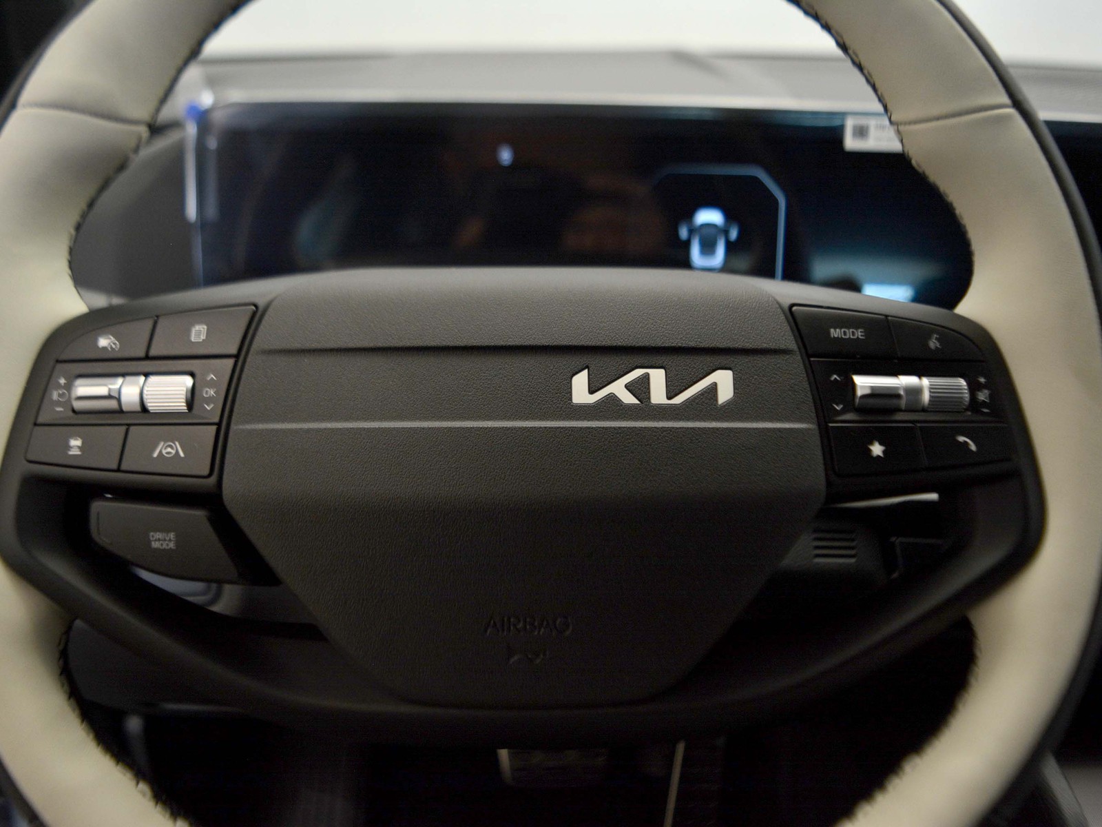 16 - Kia Sportage 1.6 t-gdi hev gt-line 2wd at6