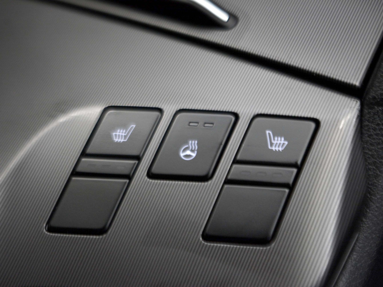 18 - Kia Sportage 1.6 t-gdi hev gt-line 2wd at6