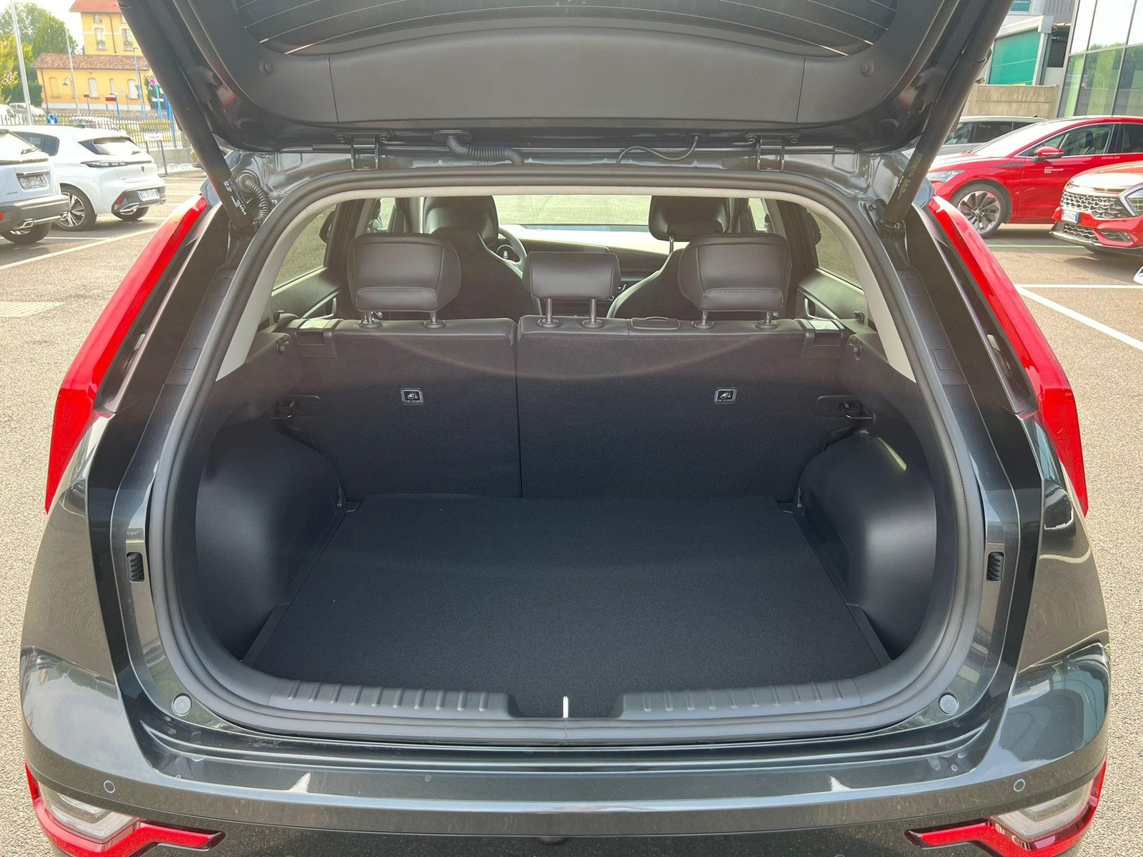 12 - Kia Niro 1.6 gdi hybrid 129cv style dct6