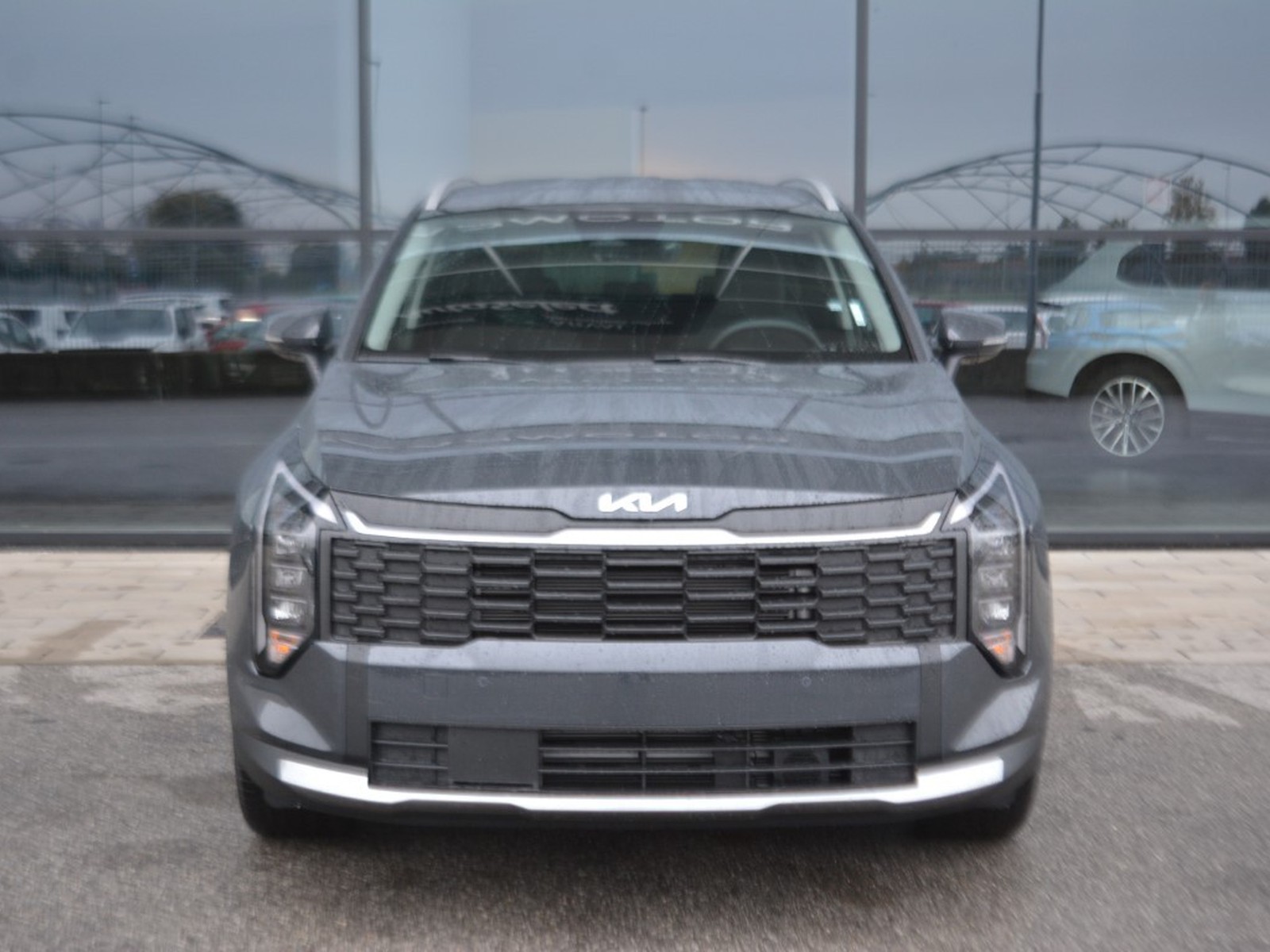 2 - Kia Sportage 1.6 t-gdi hev style 2wd at6