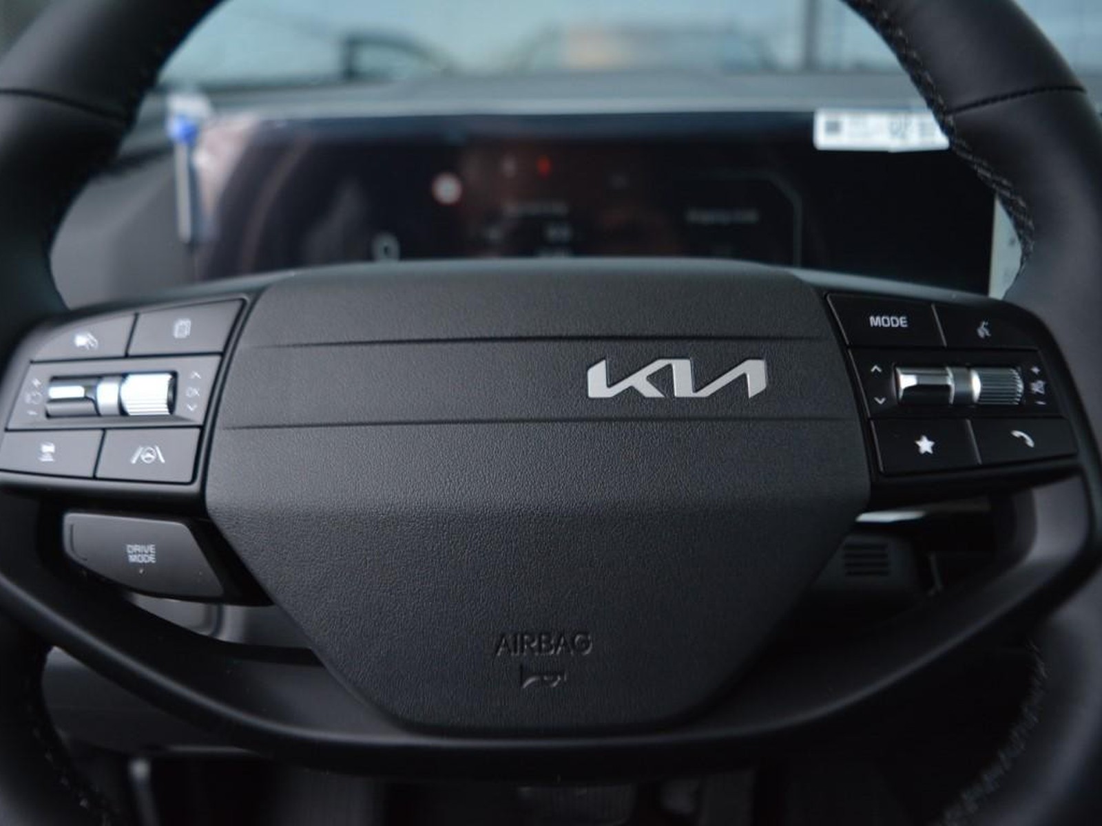 16 - Kia Sportage 1.6 t-gdi hev style 2wd at6