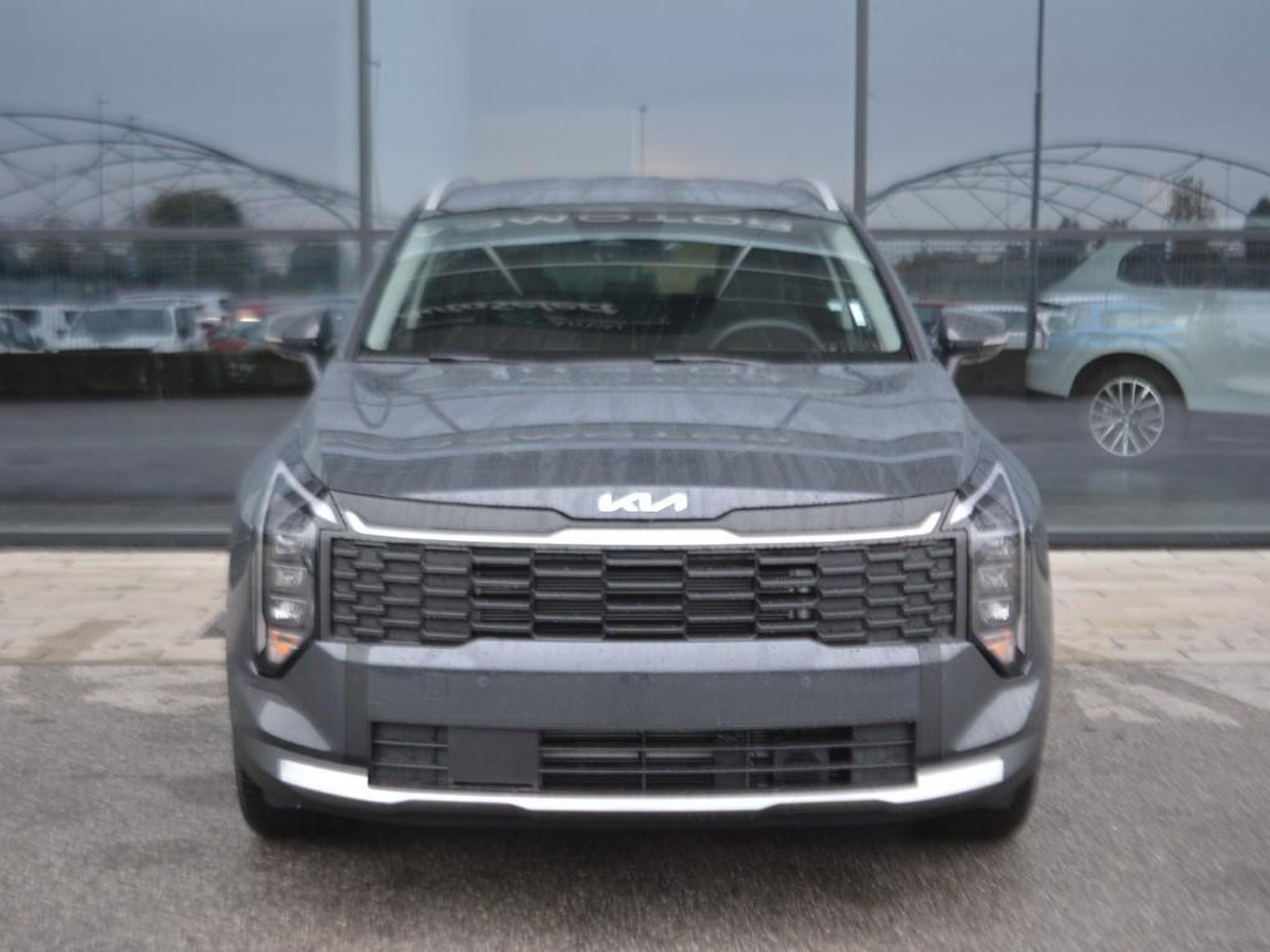 2 - Kia Sportage 1.6 t-gdi hev style 2wd at6