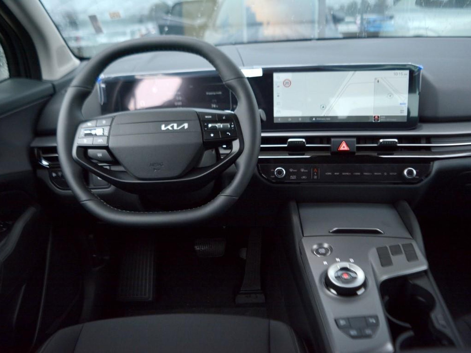 9 - Kia Sportage 1.6 t-gdi hev style 2wd at6