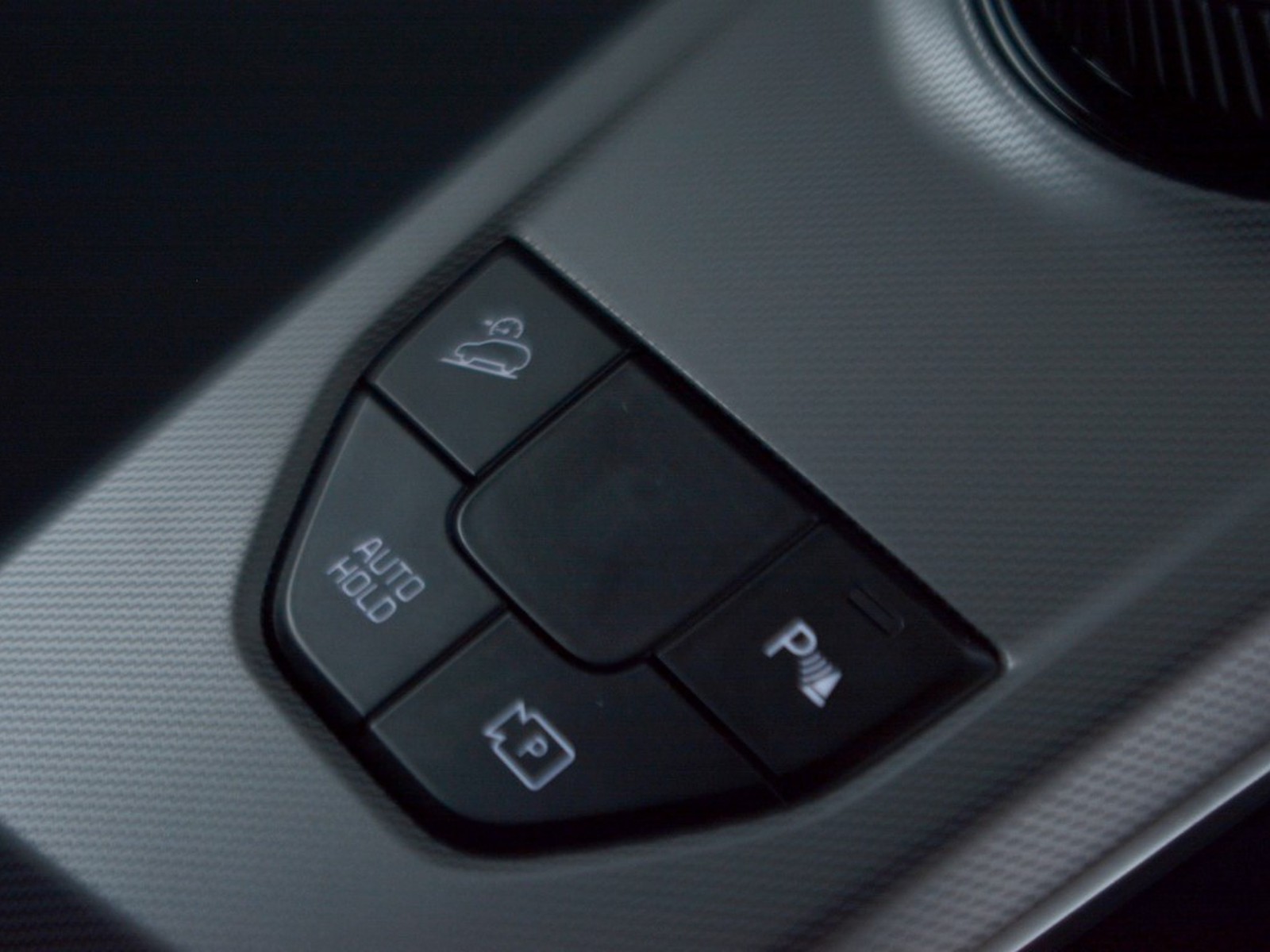 18 - Kia Sportage 1.6 t-gdi hev style 2wd at6