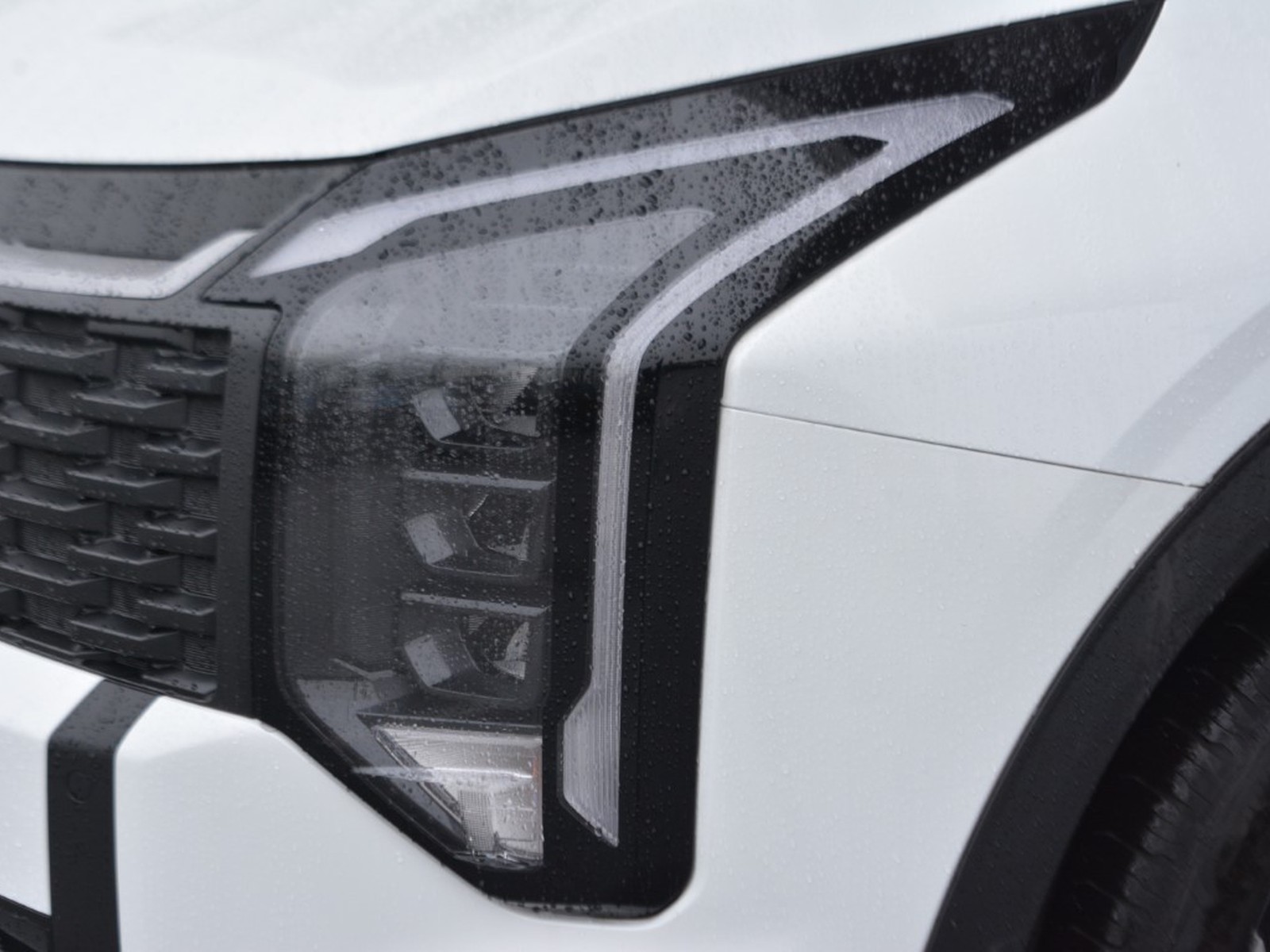 22 - Kia Sportage 1.6 t-gdi hev style 2wd at6