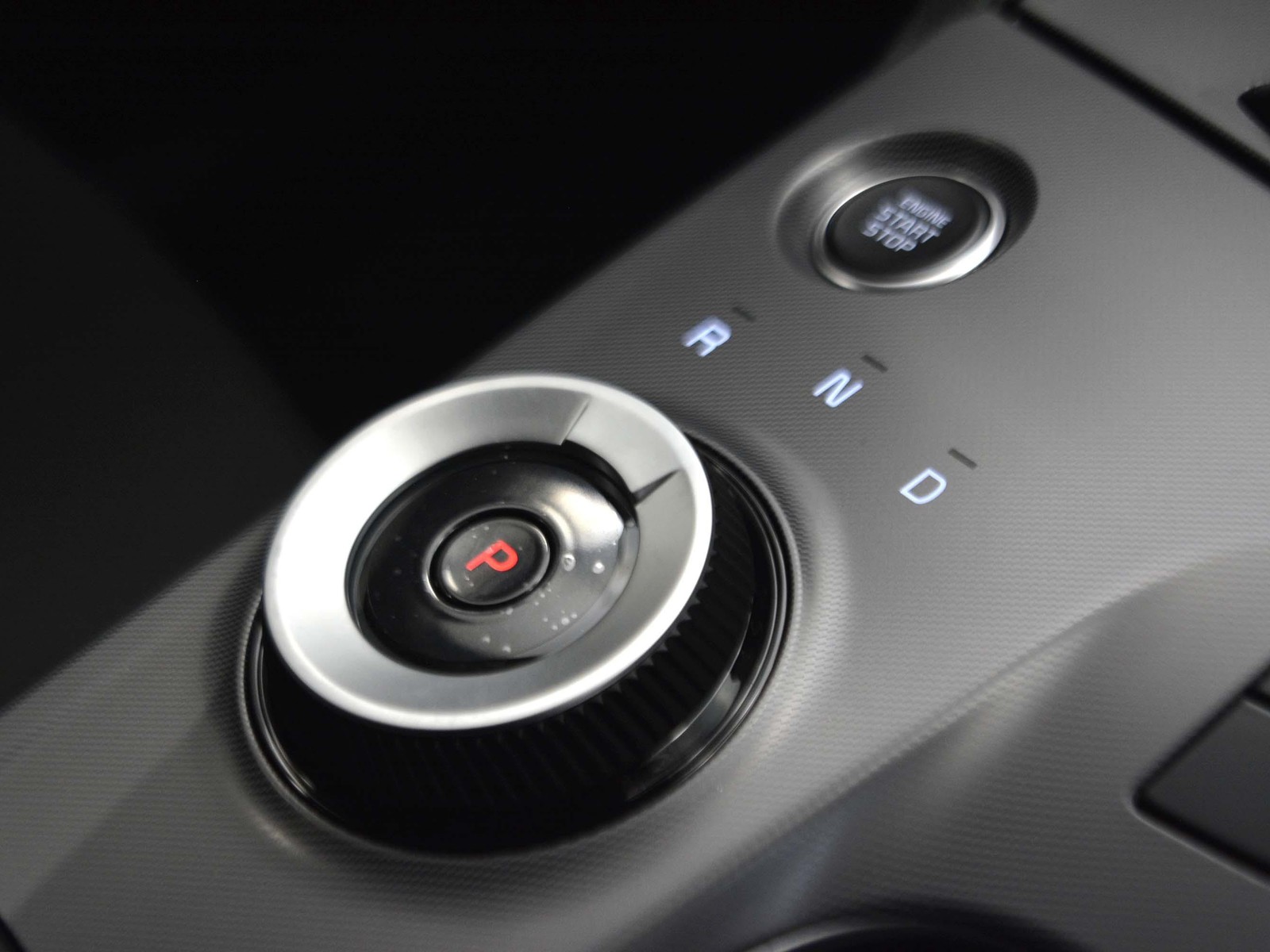 17 - Kia Sportage 1.6 t-gdi hev style 2wd at6