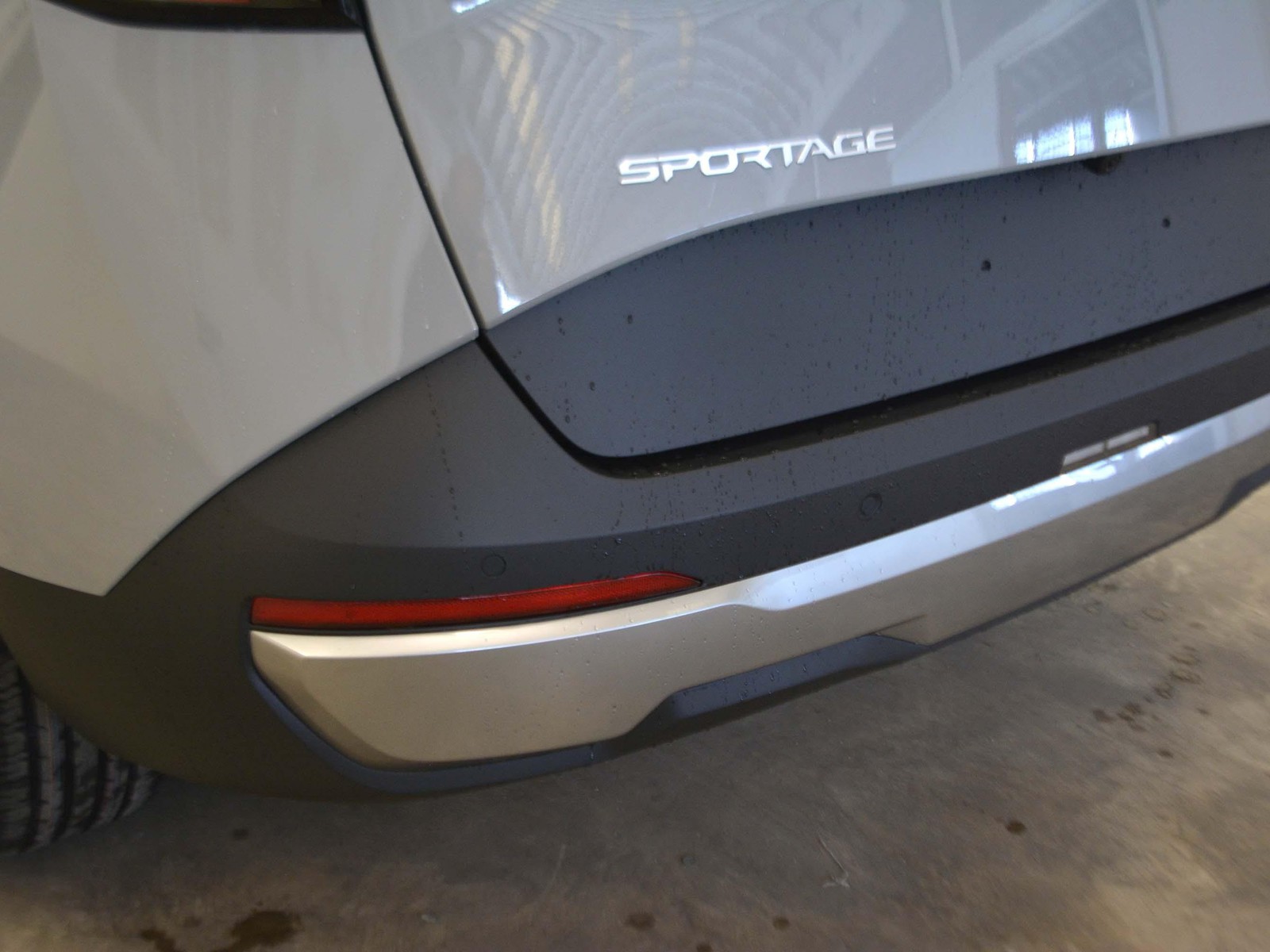 23 - Kia Sportage 1.6 t-gdi hev style 2wd at6