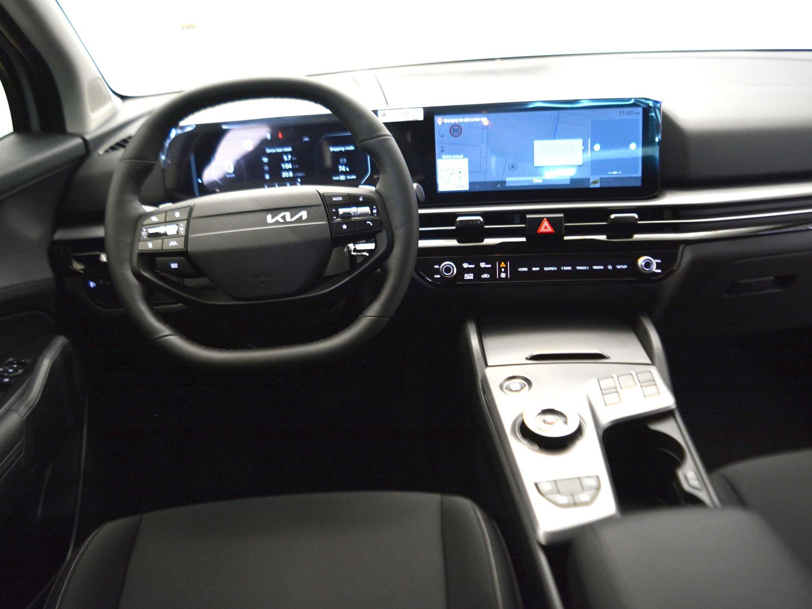 9 - Kia Sportage 1.6 t-gdi hev style 2wd at6