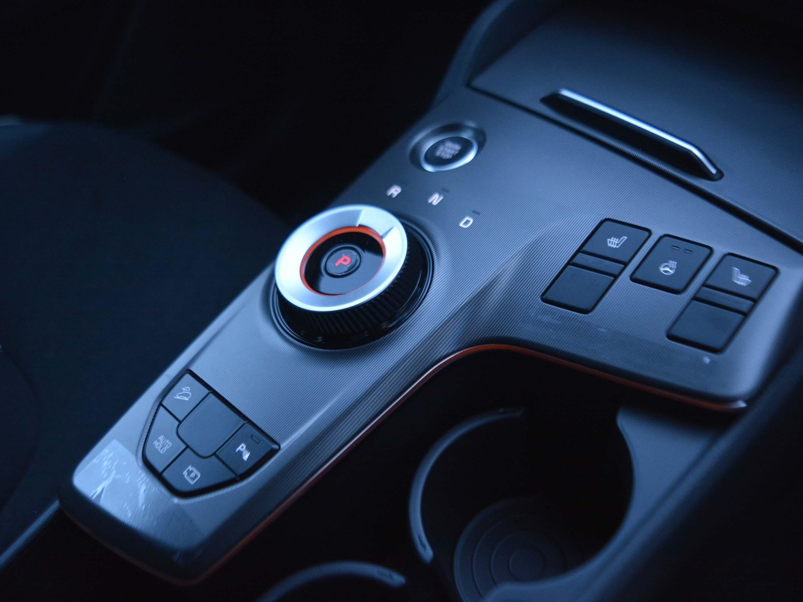 17 - Kia Sportage 1.6 t-gdi hev gt-line 2wd at6