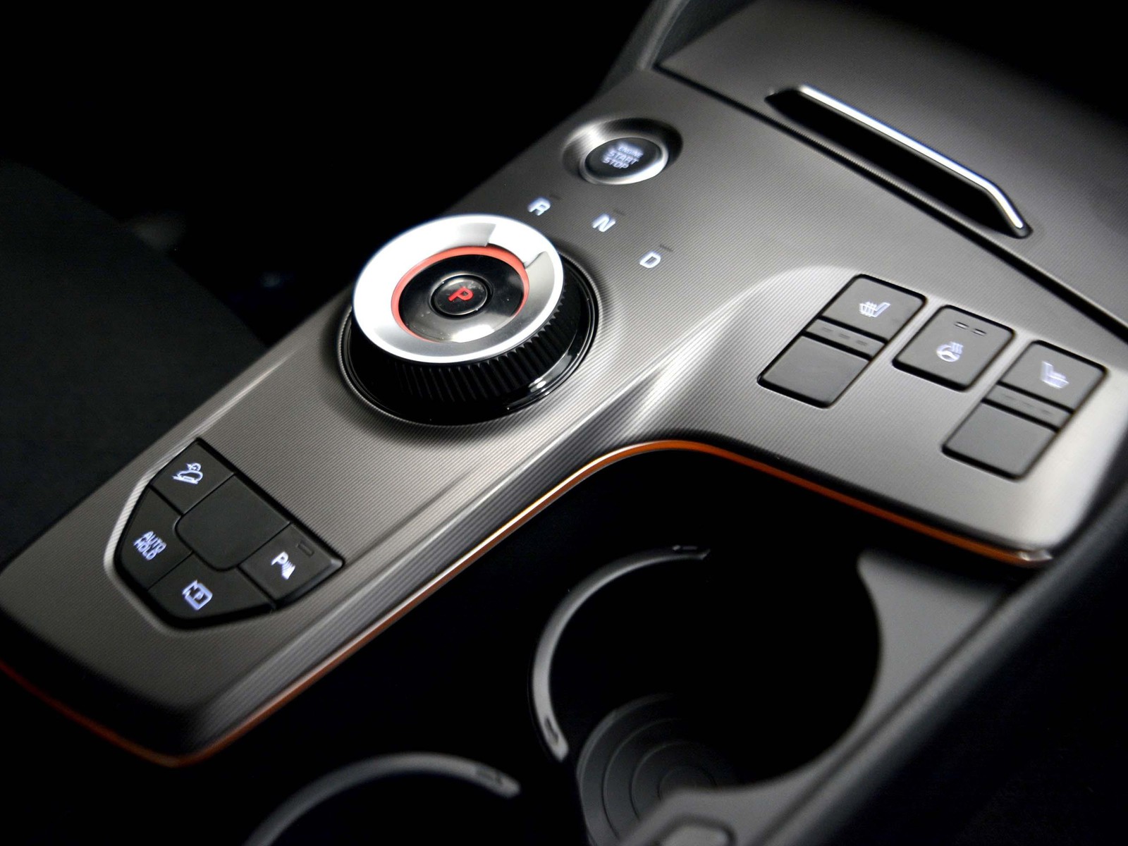 12 - Kia Sportage 1.6 t-gdi hev gt-line 2wd at6