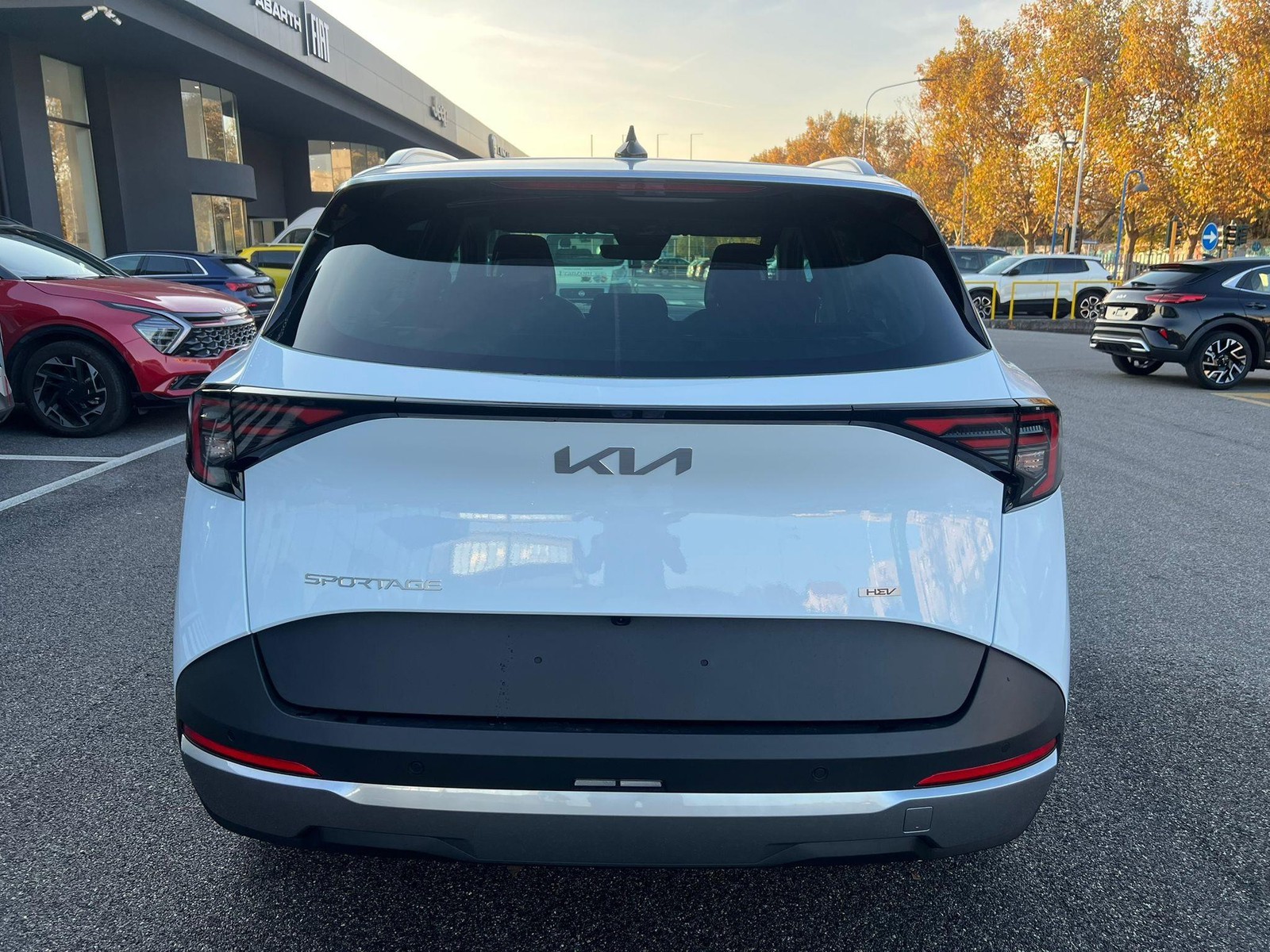 5 - Kia Sportage 1.6 t-gdi hev style 2wd at6