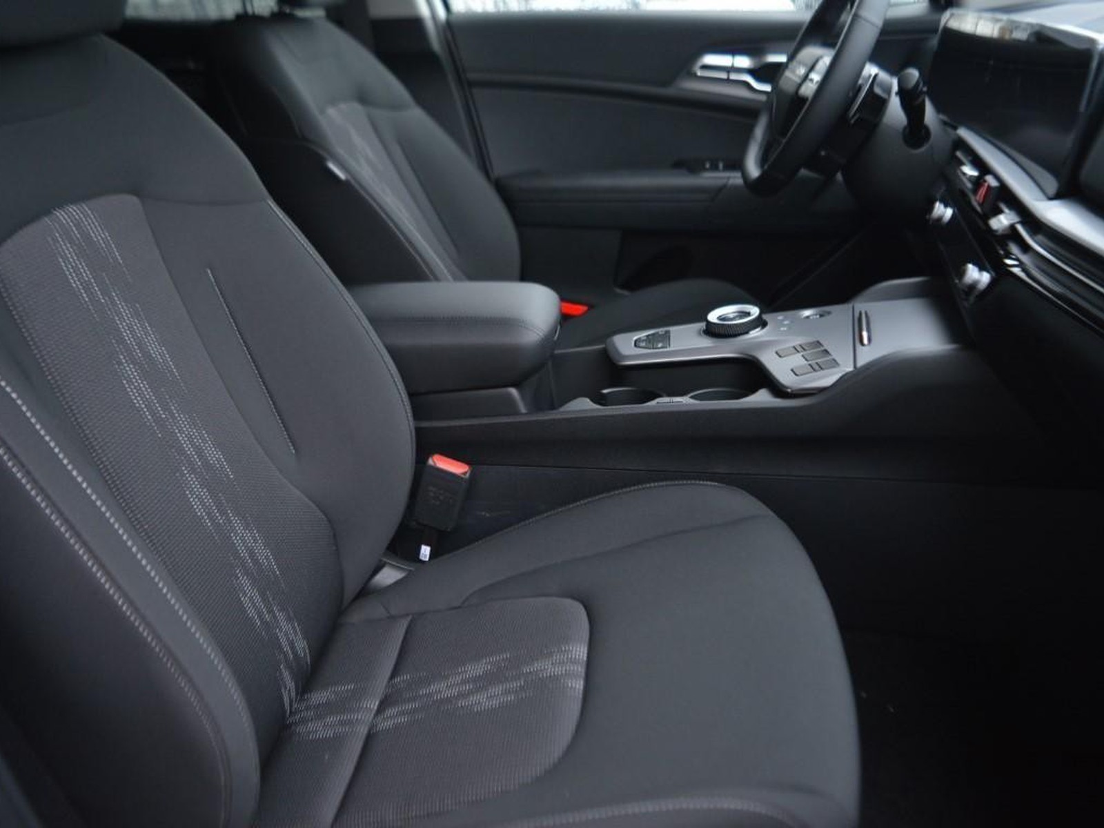 5 - Kia Sportage 1.6 t-gdi hev style 2wd at6