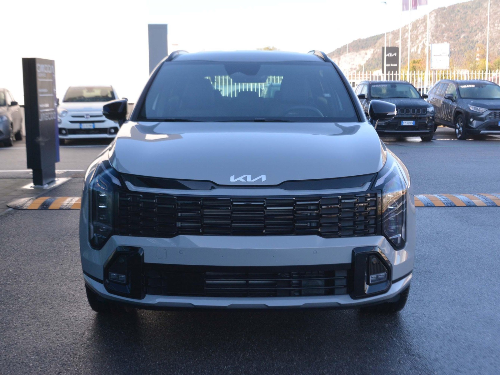 2 - Kia Sportage 1.6 t-gdi hev gt-line 2wd at6