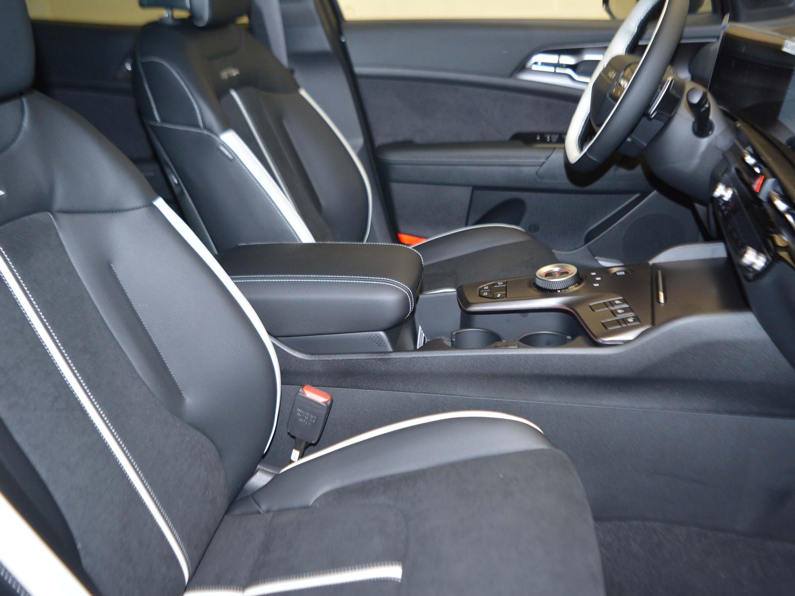 5 - Kia Sportage 1.6 t-gdi hev gt-line 2wd at6