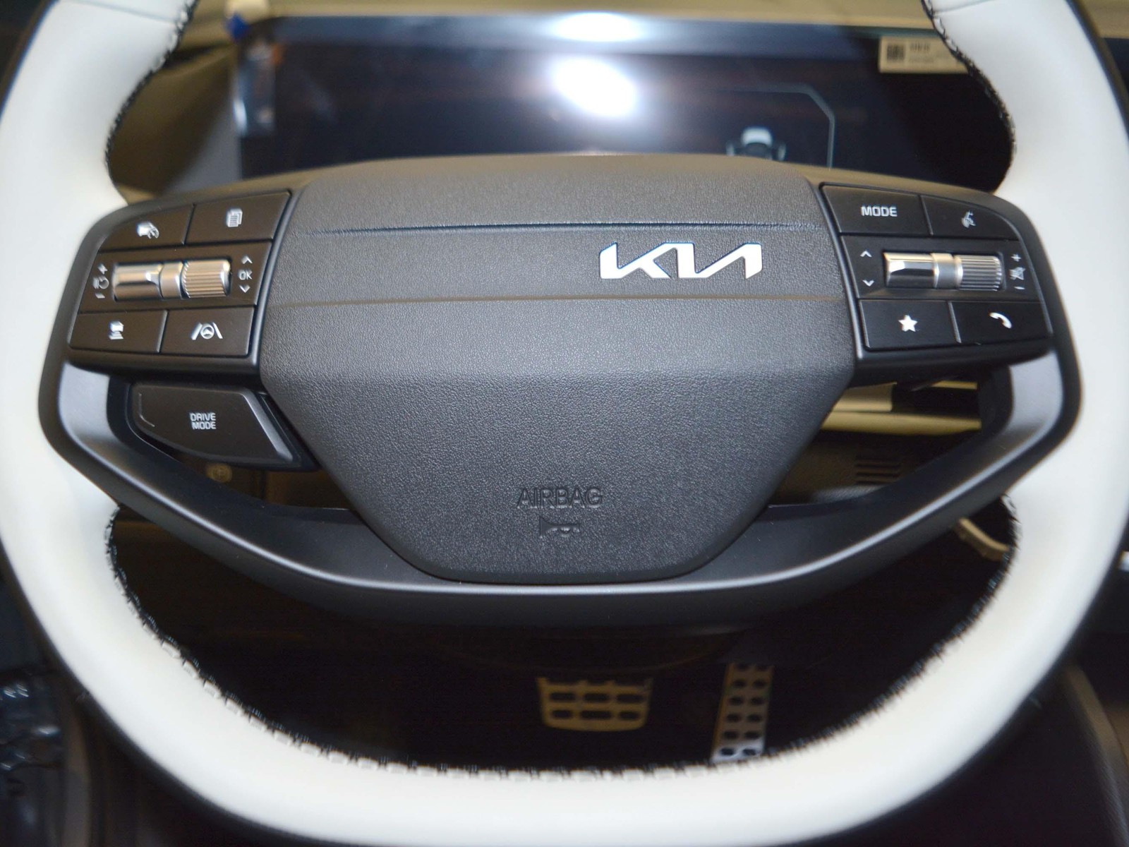 16 - Kia Sportage 1.6 t-gdi hev gt-line sunroof pack 2wd at6