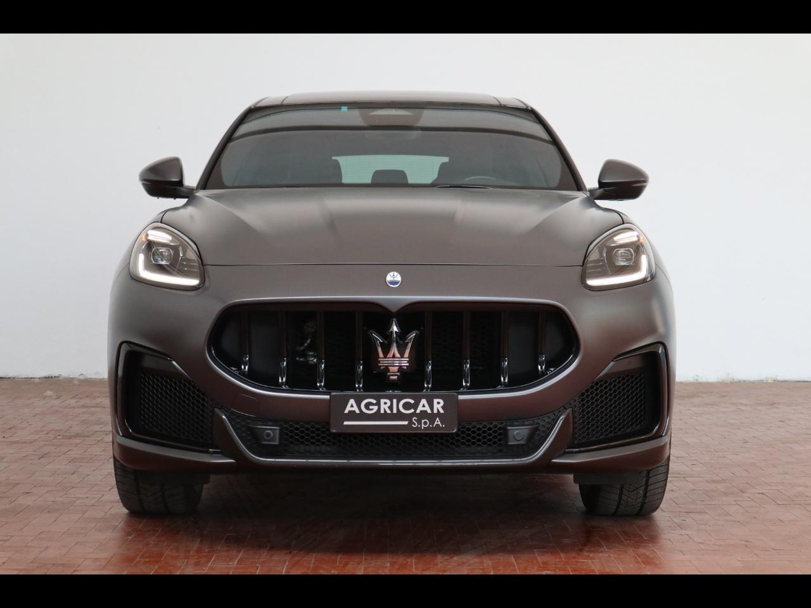 2 - Maserati Grecale 3.0 v6 v6 530cv trofeo awd