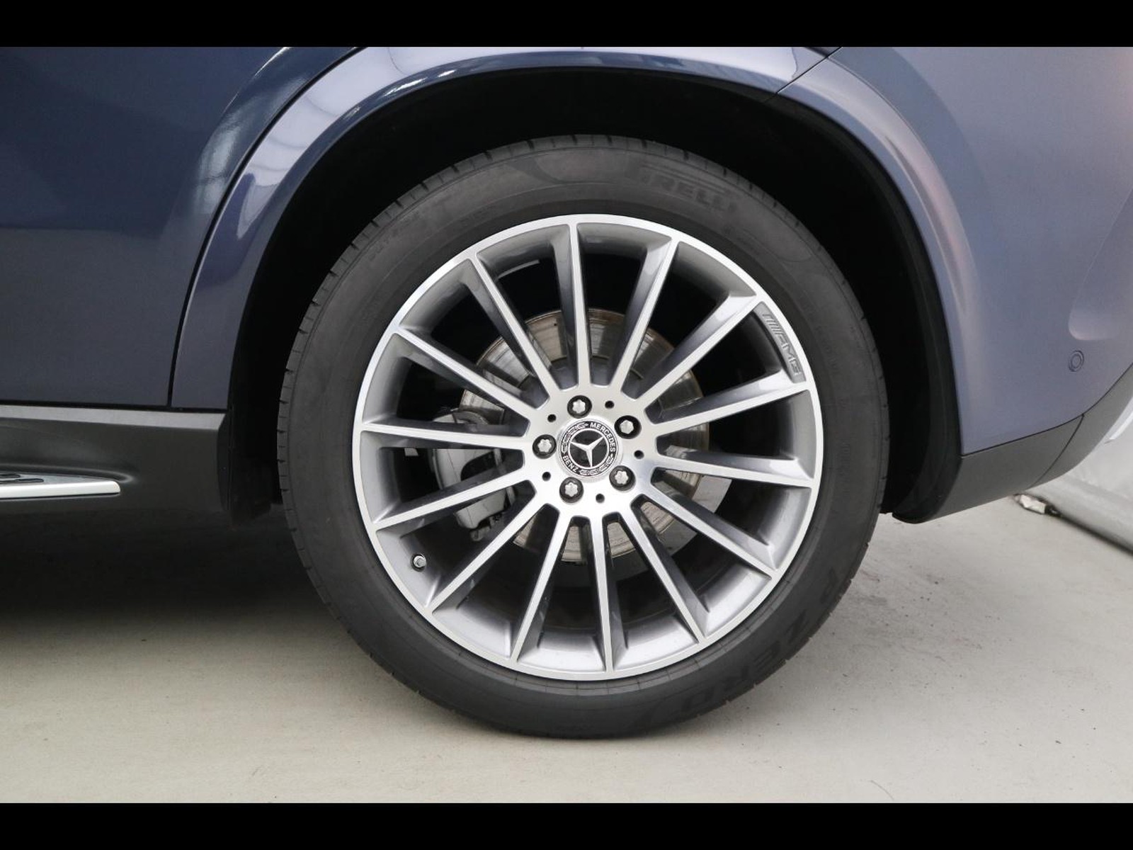 4 - Mercedes Classe GLE gle 300 d mild hybrid amg line advanced plus 4matic 9g-tronic plus