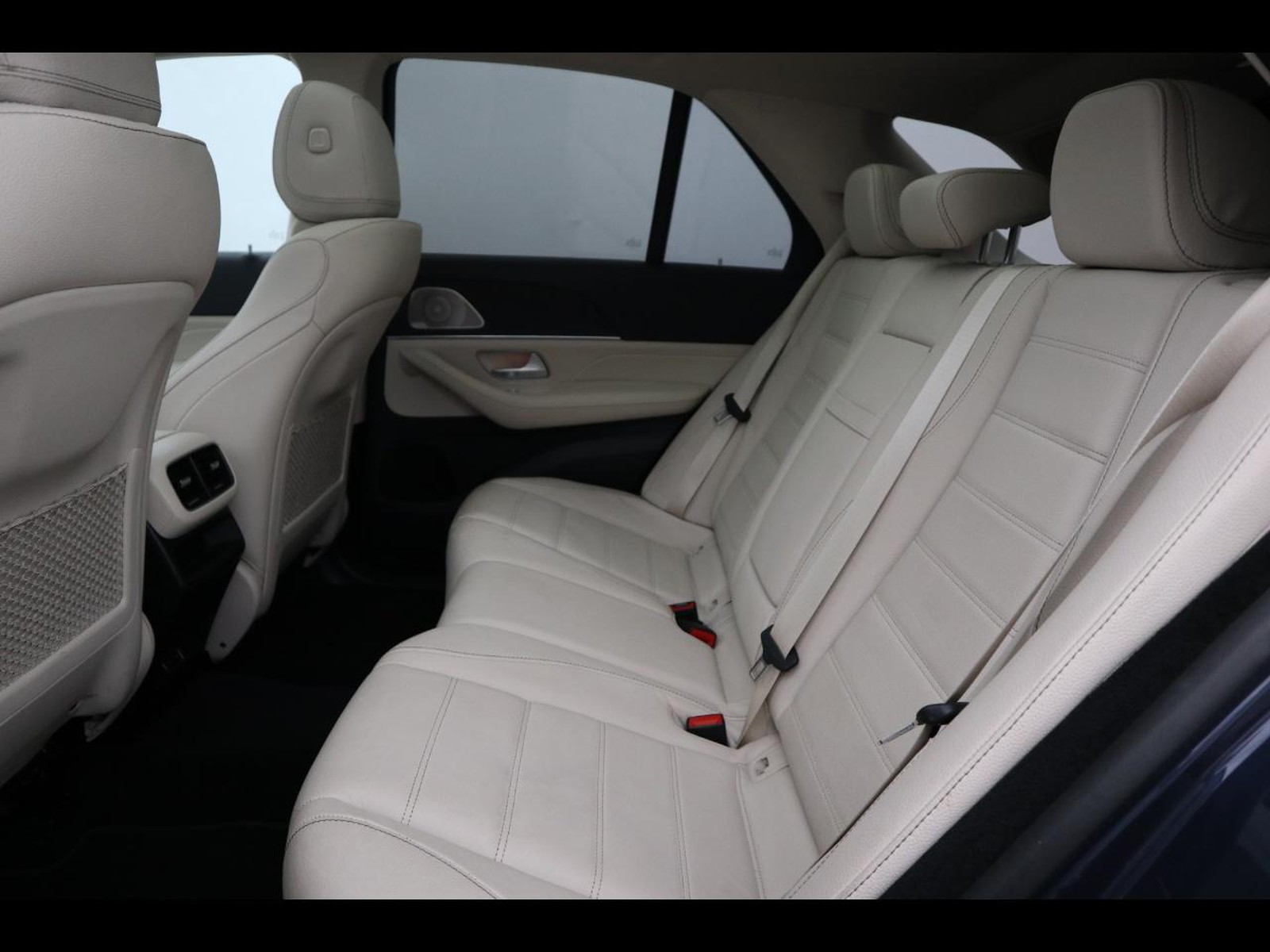 8 - Mercedes Classe GLE gle 300 d mild hybrid amg line advanced plus 4matic 9g-tronic plus