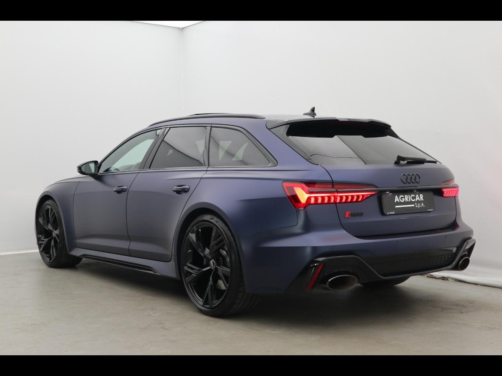 5 - Audi RS6 avant 4.0 v8 mhev quattro tiptronic