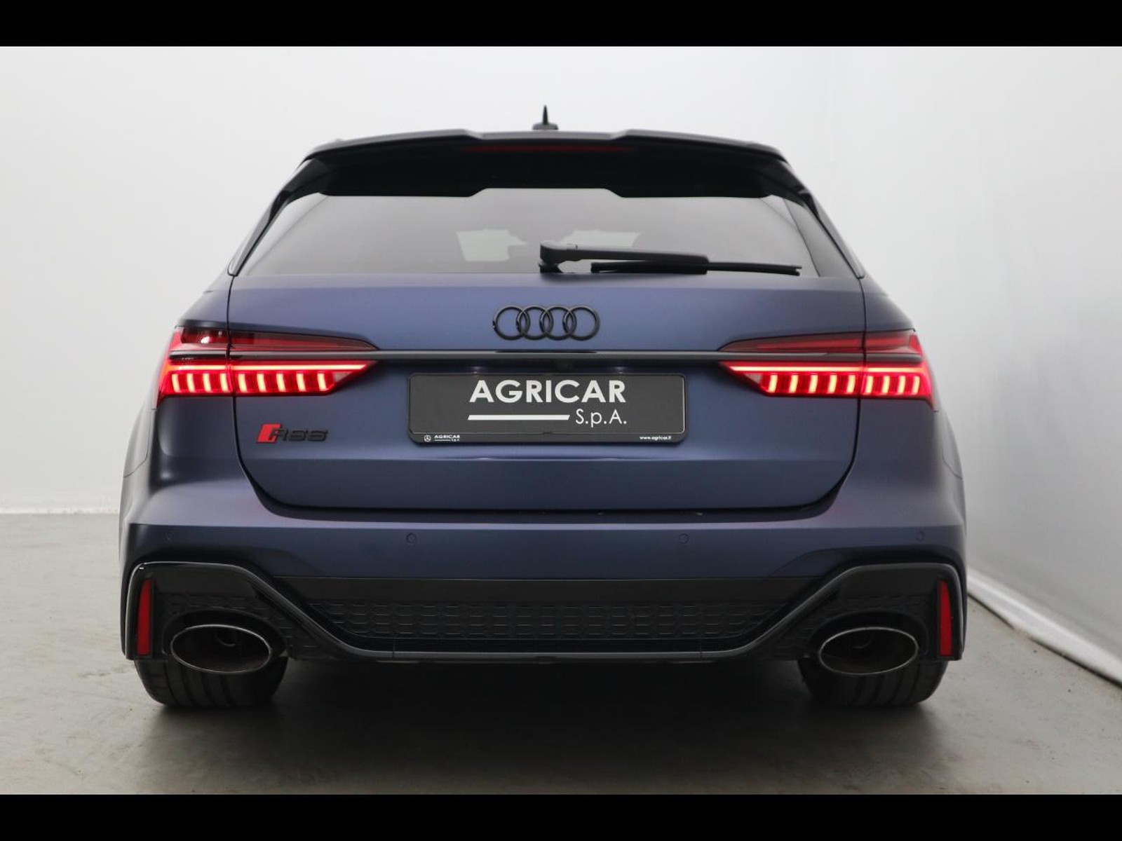 6 - Audi RS6 avant 4.0 v8 mhev quattro tiptronic