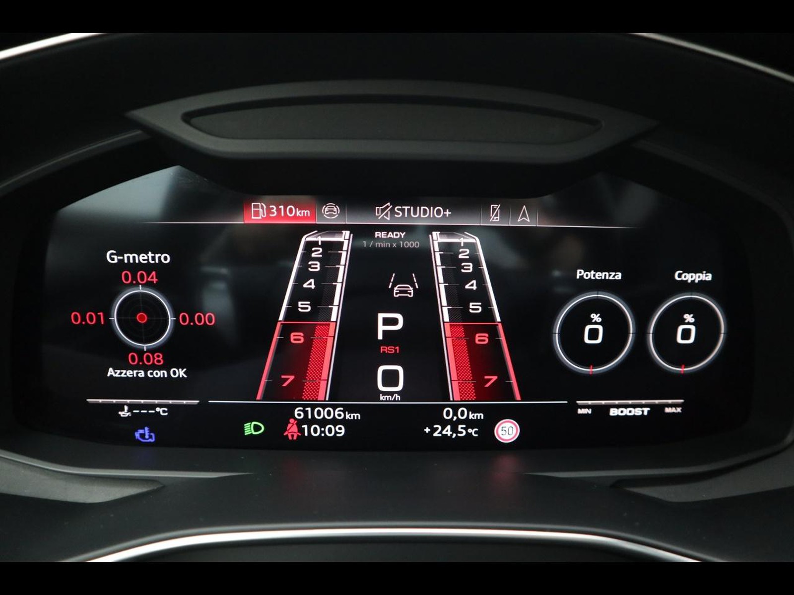 10 - Audi RS6 avant 4.0 v8 mhev quattro tiptronic