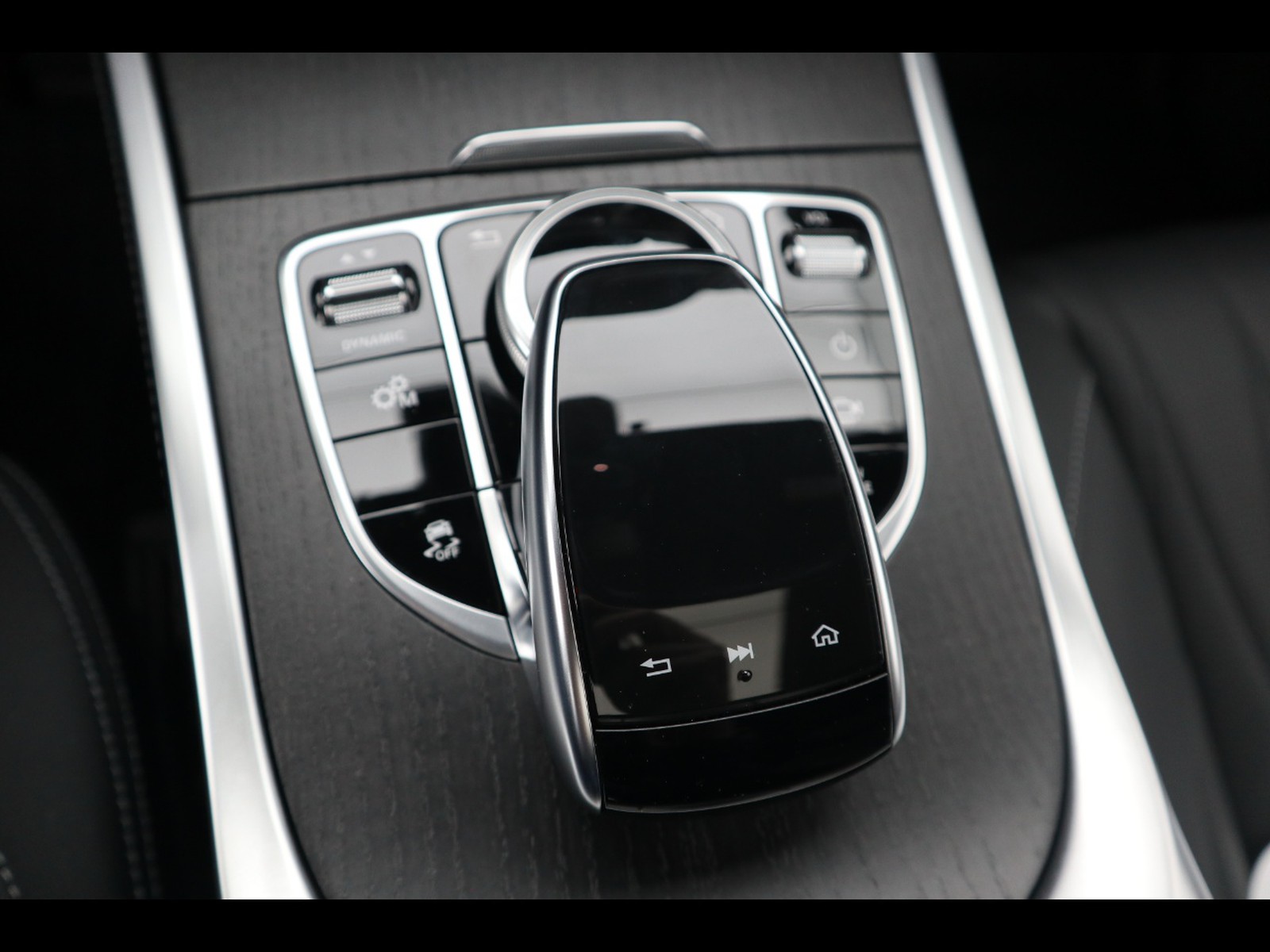 15 - Mercedes Classe G 400 d 330cv amg line 9g-tronic