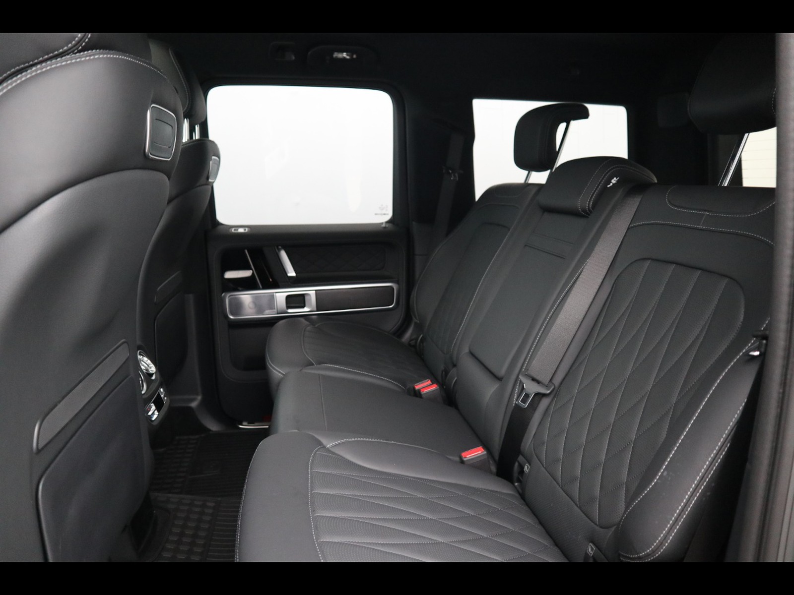 8 - Mercedes Classe G 400 d 330cv amg line 9g-tronic