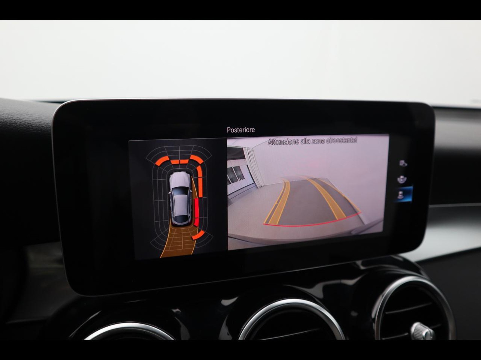 11 - Mercedes GLC coupe 200 mild hybrid (eq-boost) sport 4matic 9g-tronic plus