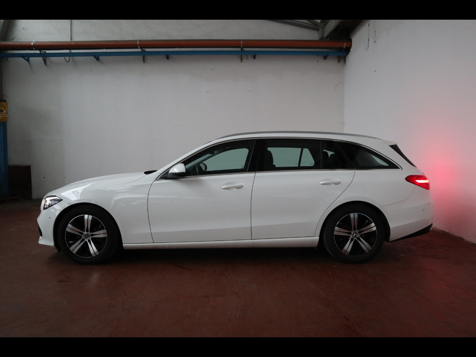 3 - Mercedes Classe C station wagon 200 d mild hybrid advanced 9g-tronic