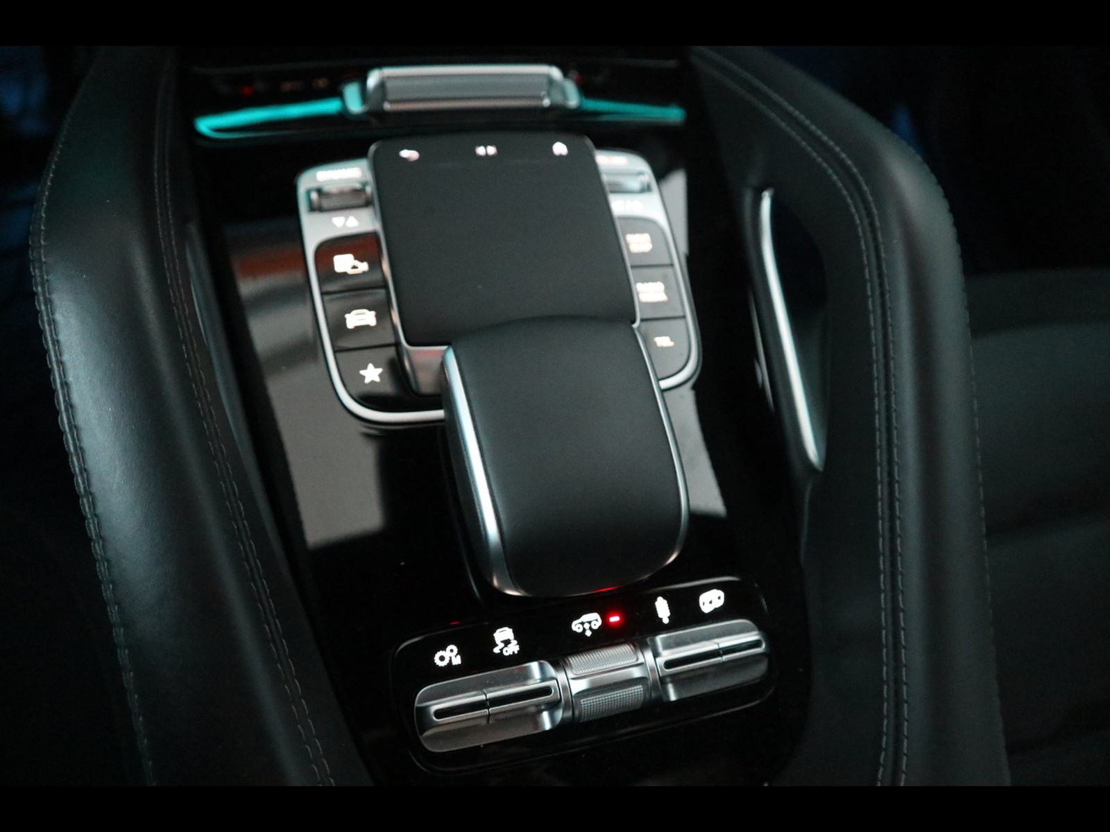 16 - AMG GLE suv 53 mild hybrid (eq-boost) amg 4matic+ 9g-tronic plus