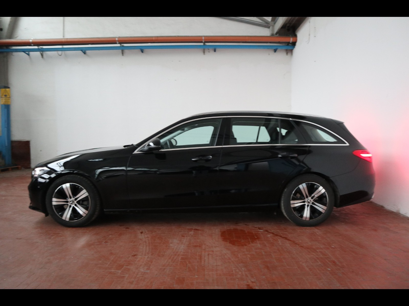 3 - Mercedes Classe C station wagon 200 d mild hybrid advanced 9g-tronic