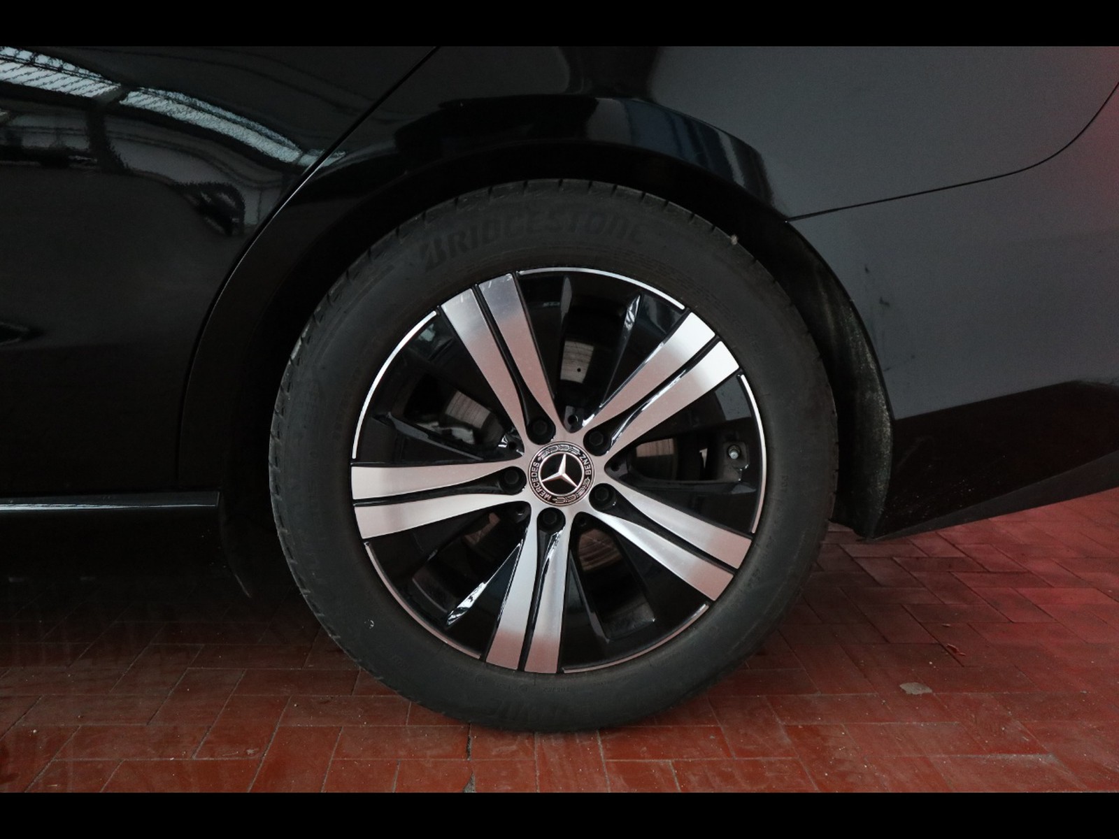 4 - Mercedes Classe C station wagon 200 d mild hybrid advanced 9g-tronic