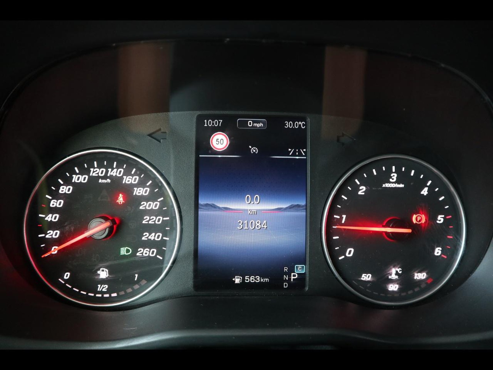 8 - Mercedes Vans Vito 116 cdi long pro auto my20