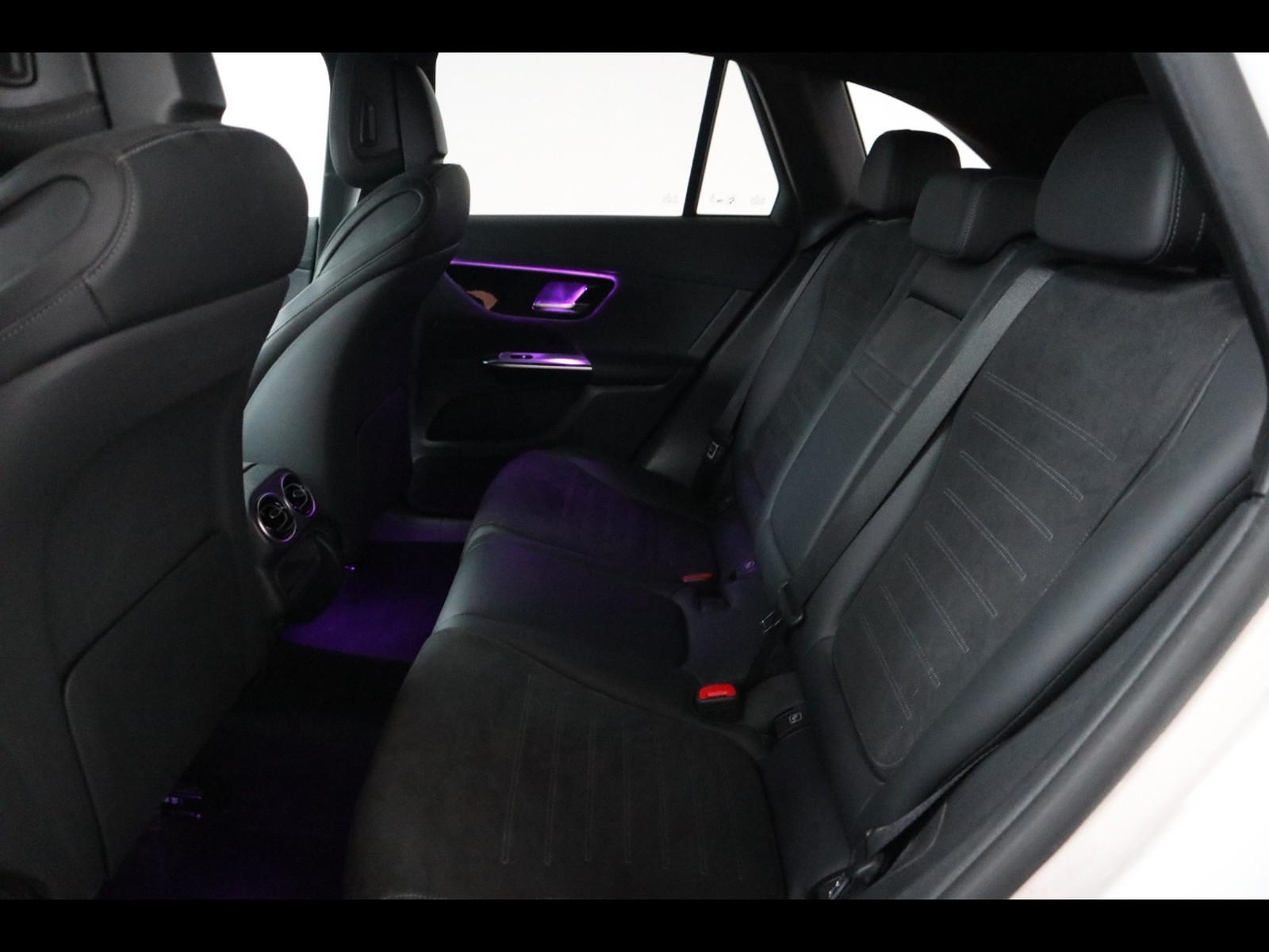 8 - Mercedes GLC suv 220 d amg line advanced 4matic 9g-tronic