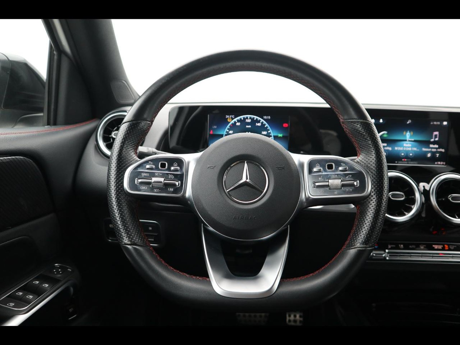 15 - Mercedes GLB 180 d premium 8g-dct 7p.ti