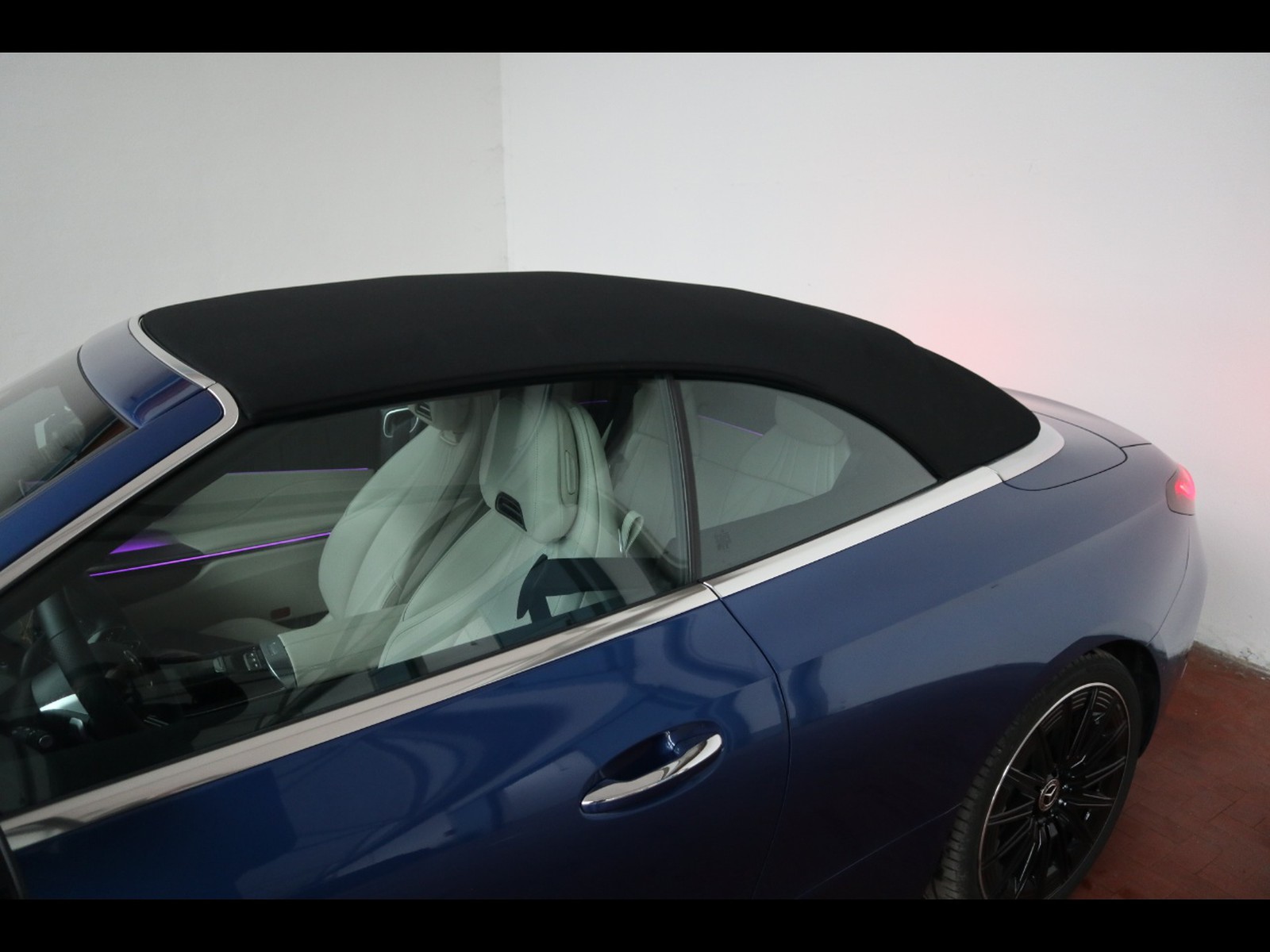 21 - Mercedes CLE cabrio 200 amg line advanced plus 9g-tronic plus