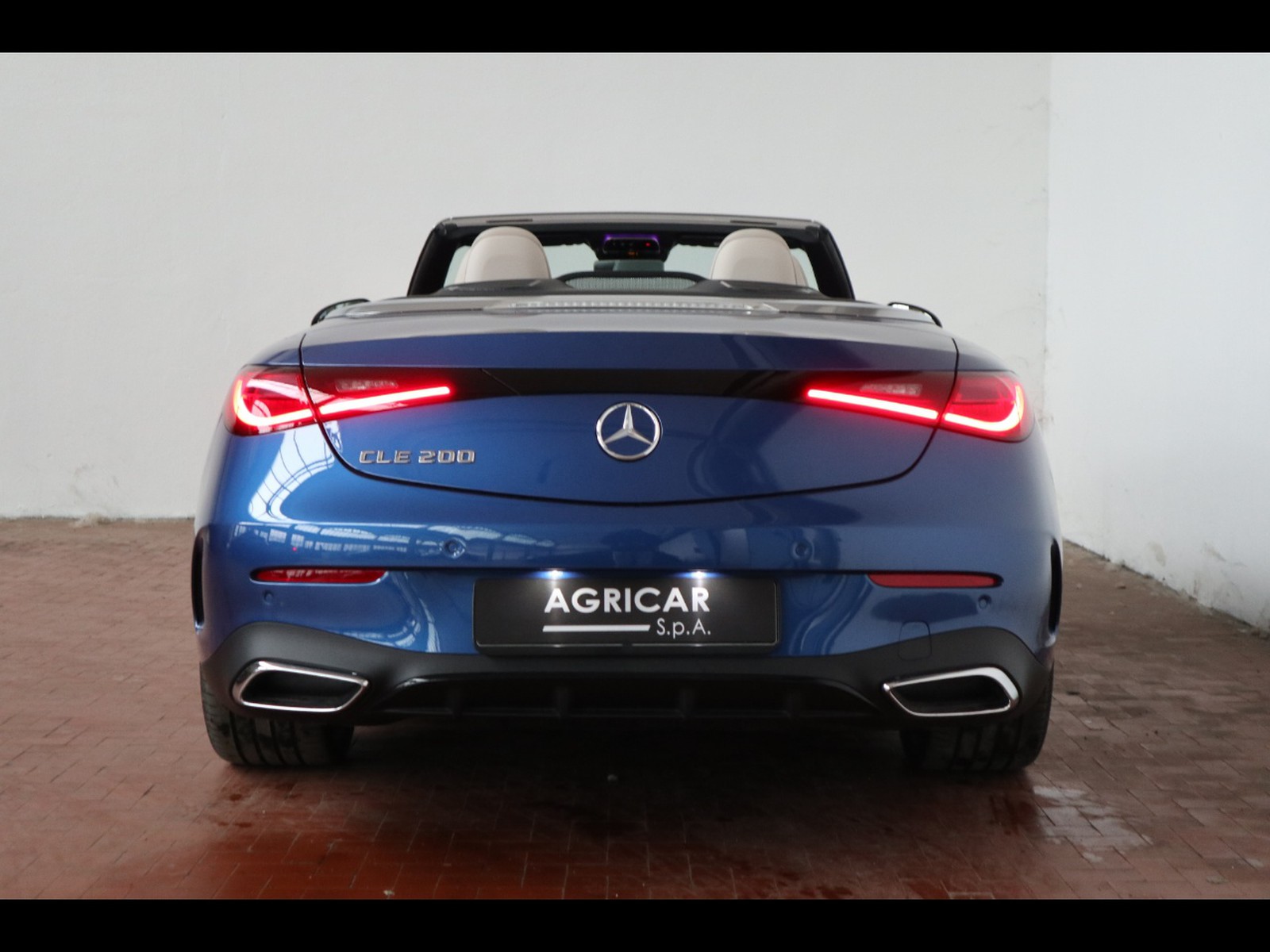 6 - Mercedes CLE cabrio 200 amg line advanced plus 9g-tronic plus