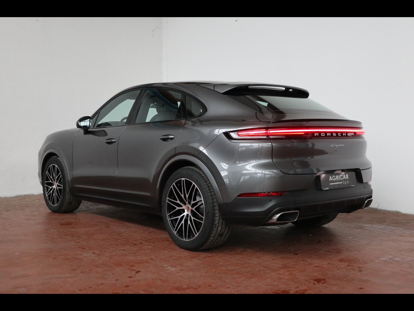 5 - Porsche Cayenne coupe 3.0 v6 tiptronic 5p.ti
